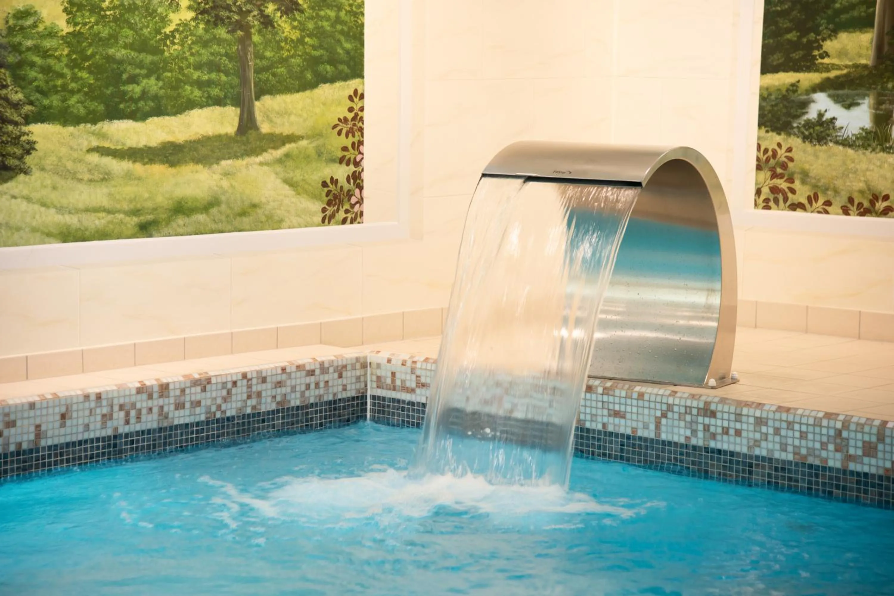 Swimming pool in Landhaus Wacker