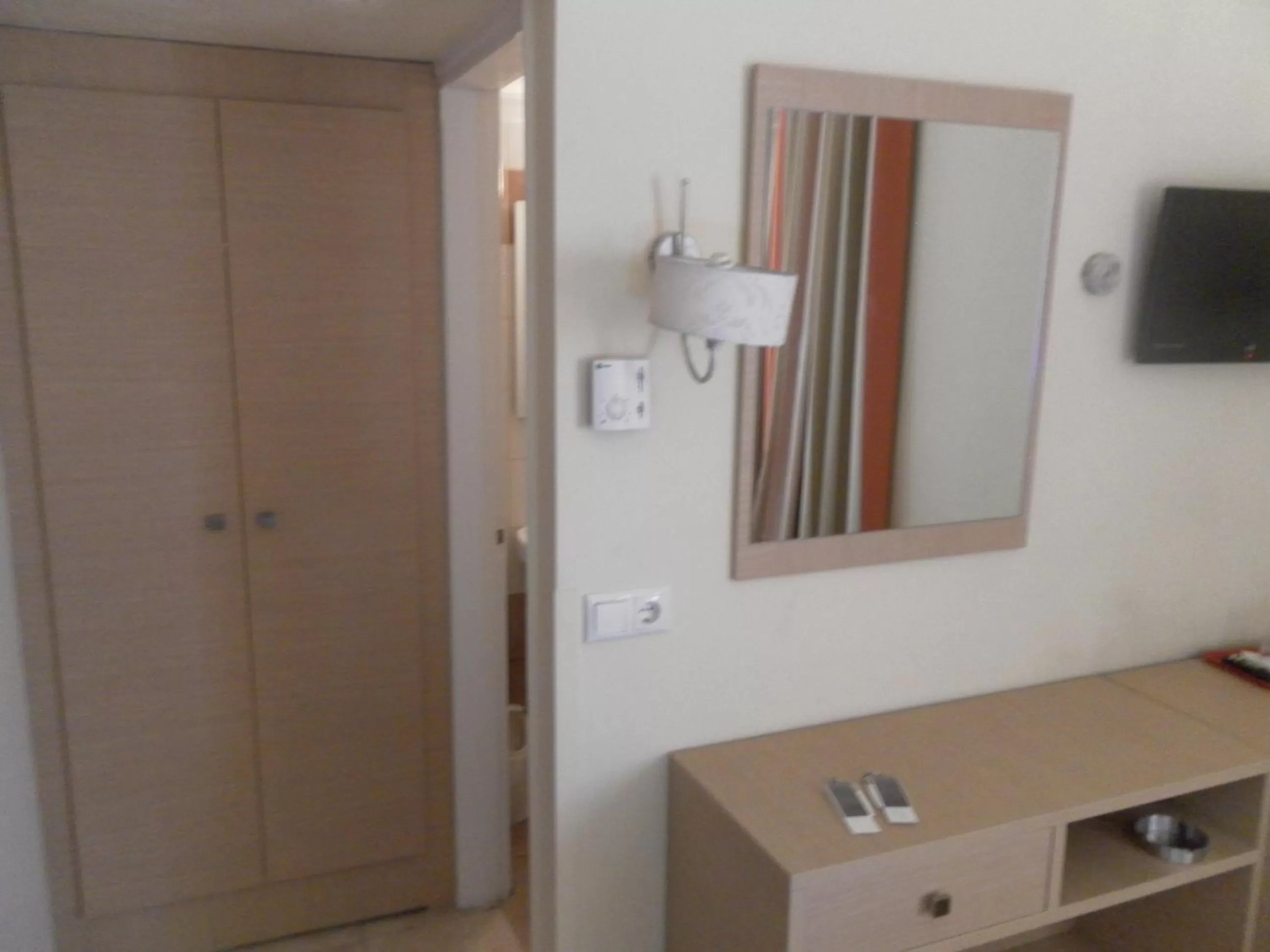 Bedroom, Bathroom in Esperia