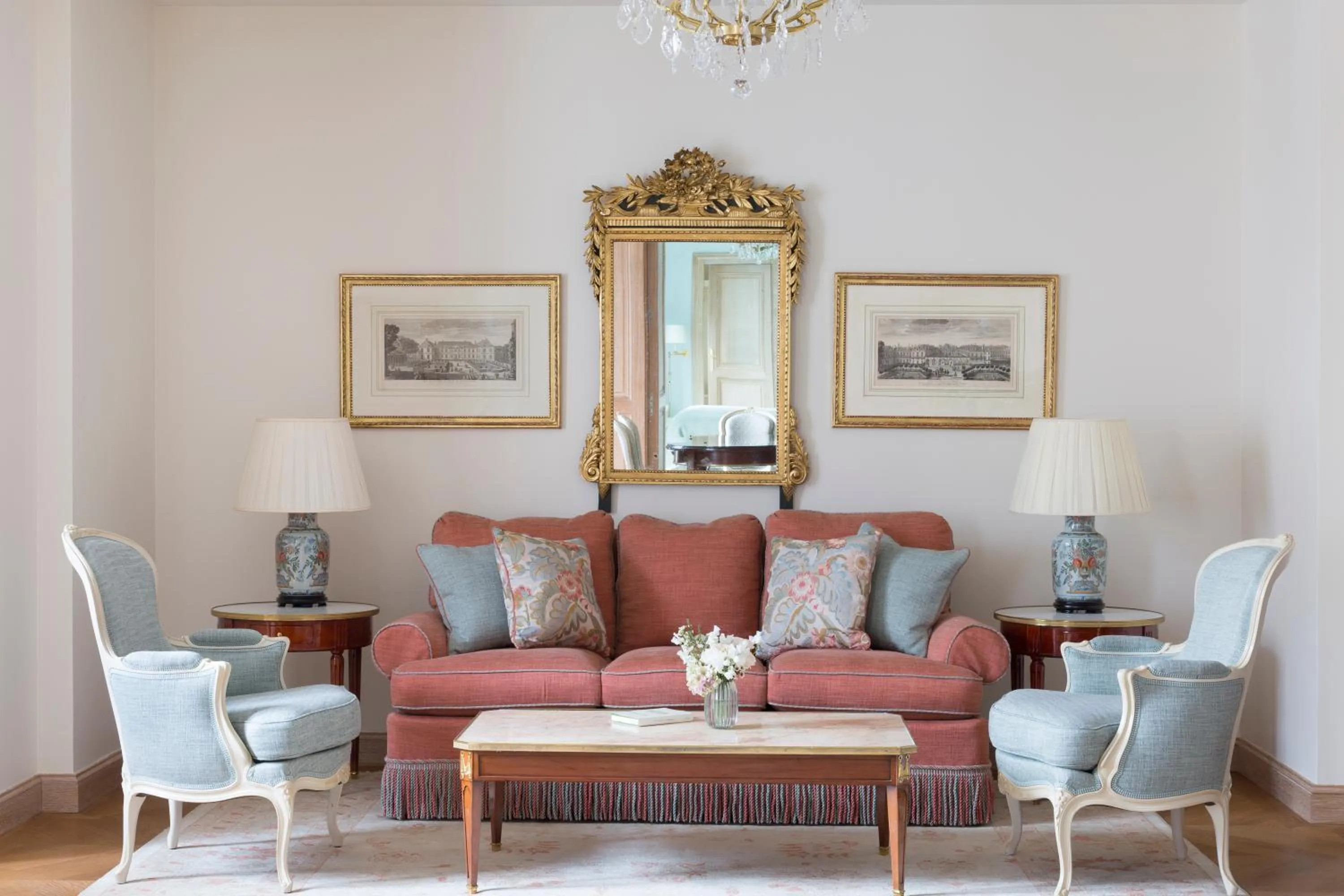 Living room in Le Bristol Paris, Oetker Hotels