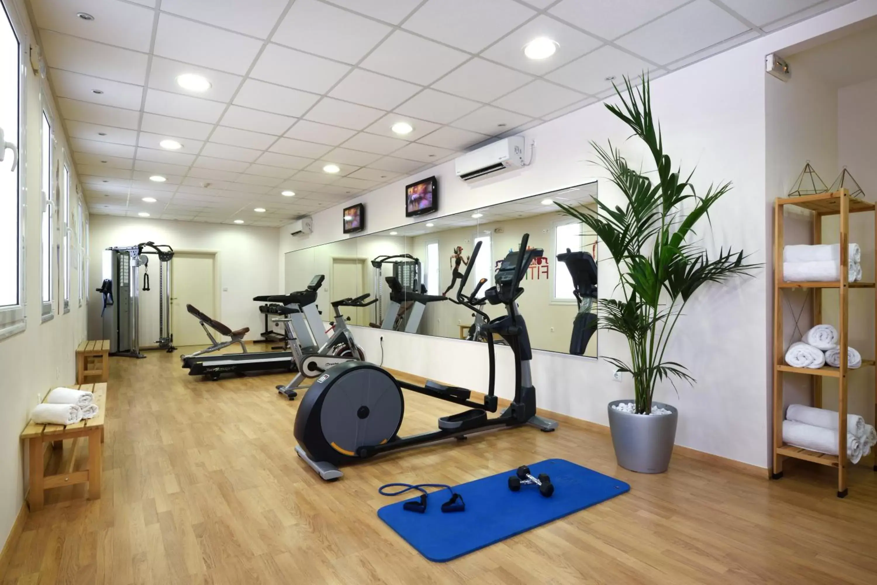 Fitness centre/facilities, Fitness Center/Facilities in Titania Hotel