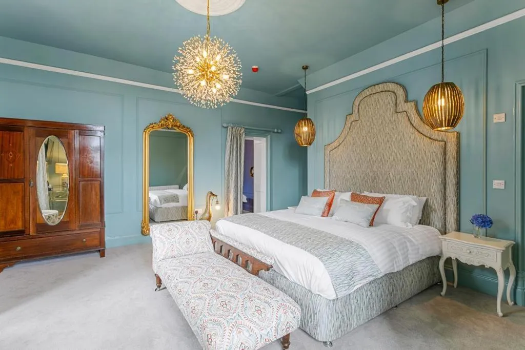 Family Suite in Welbeck Manor and Golf