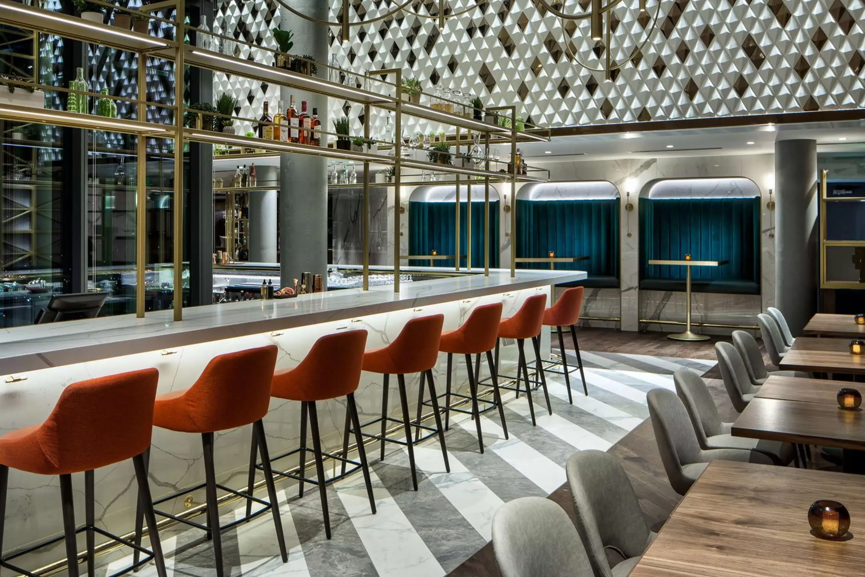 Lounge or bar, Lounge/Bar in Amway Grand Plaza Hotel, Curio Collection by Hilton