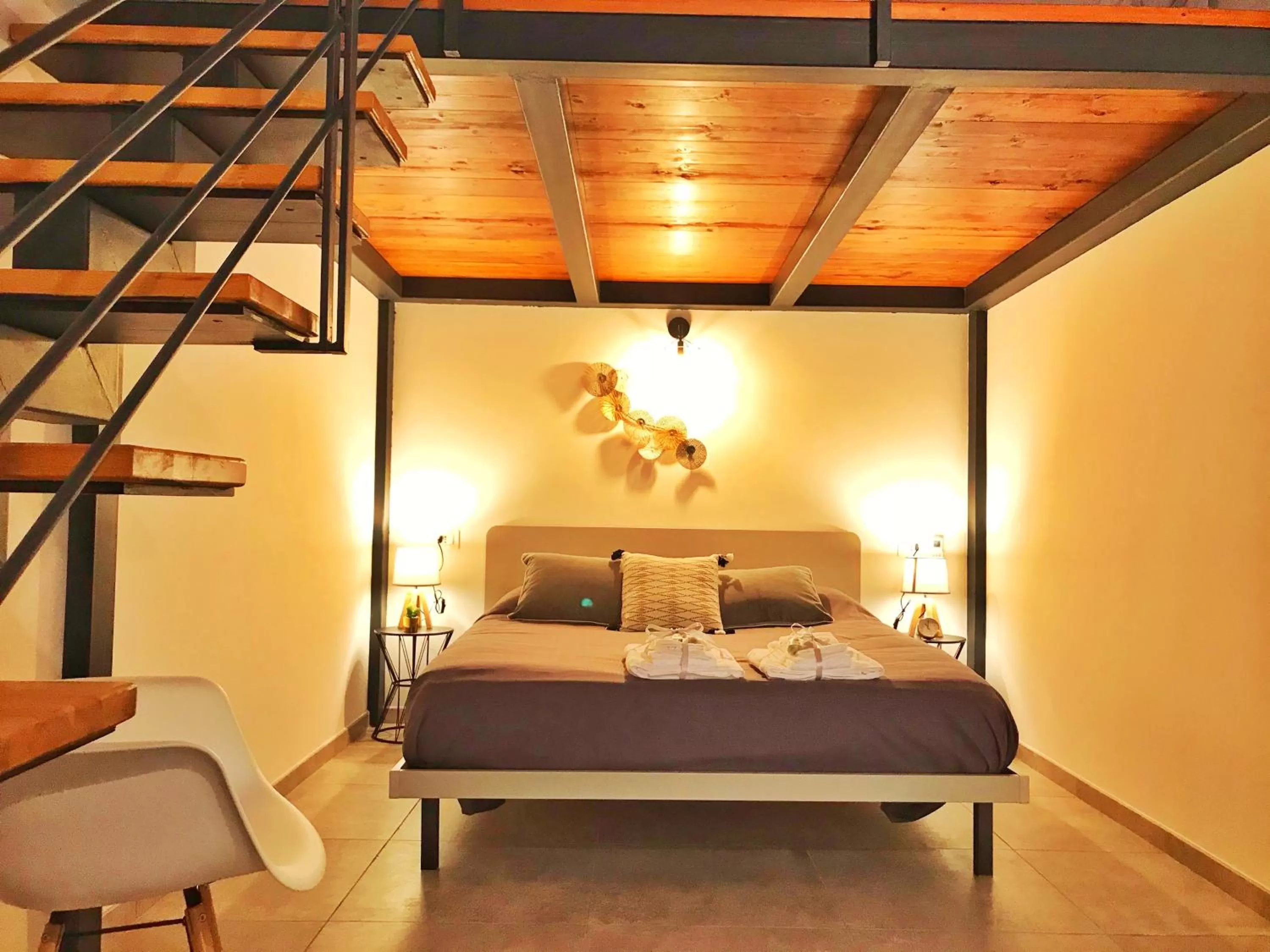 Photo of the whole room in B&B Salerno IN Centro