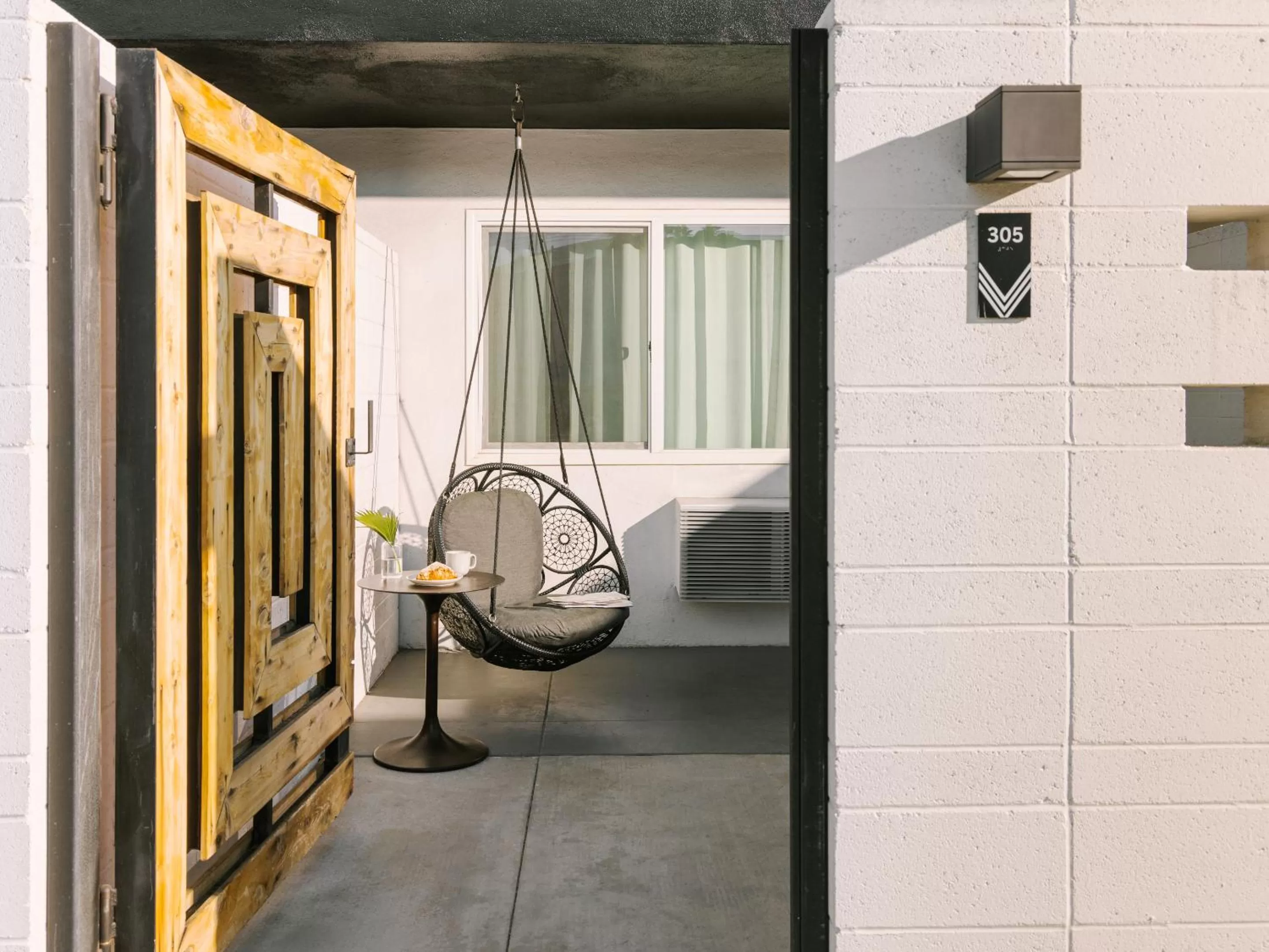 Living room in The V powered by Sonder