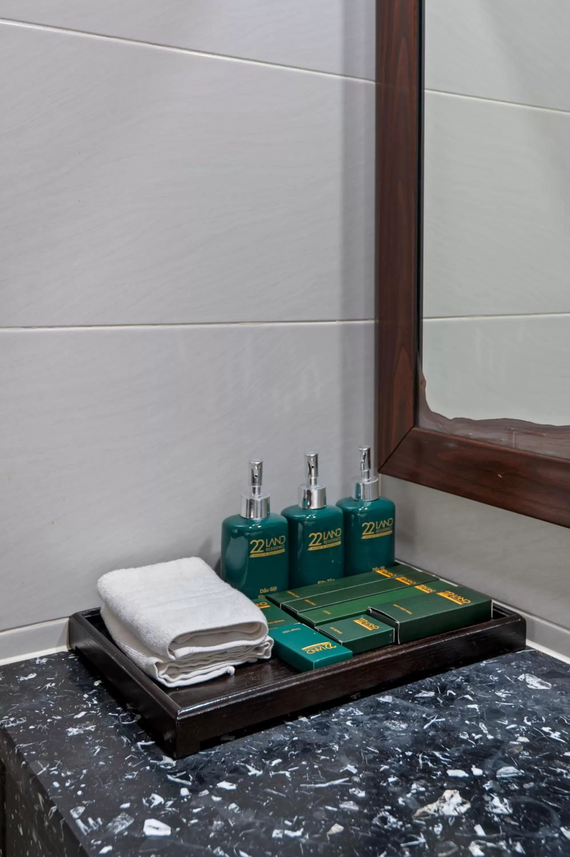 Bathroom in 22land Residence Hotel 71 Hang Bong Premium