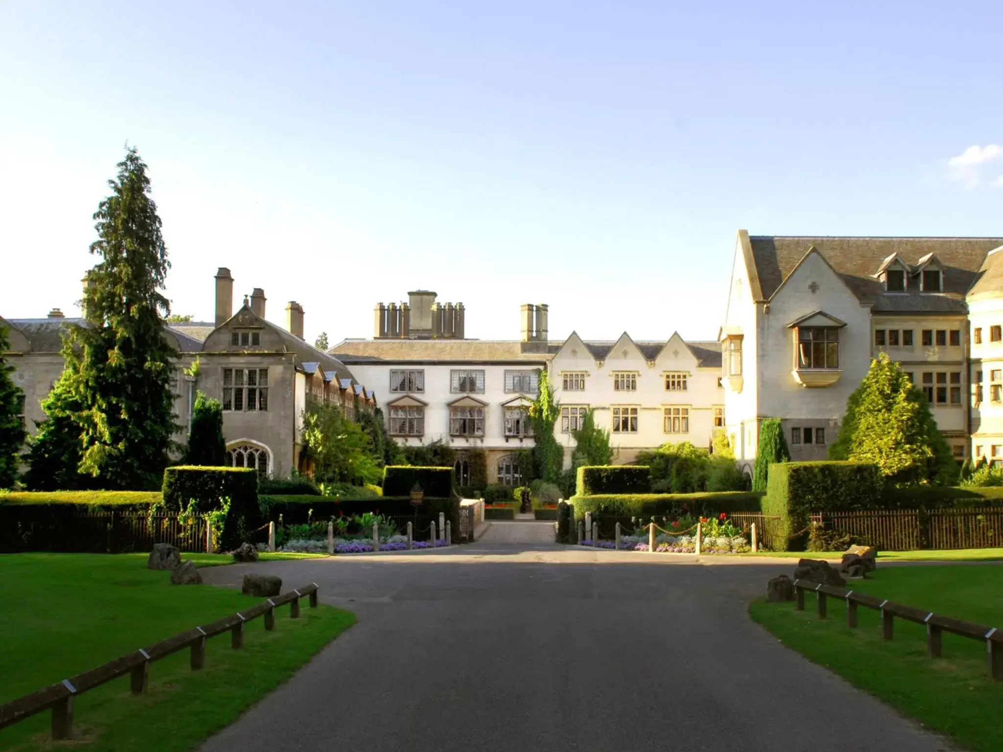 Facade/entrance in Coombe Abbey Hotel