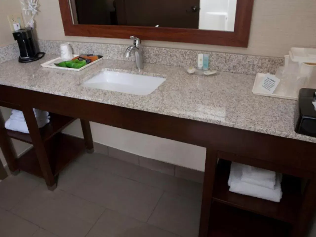 Bathroom in Comfort Inn Elko Bathroom in Comfort Inn Elko