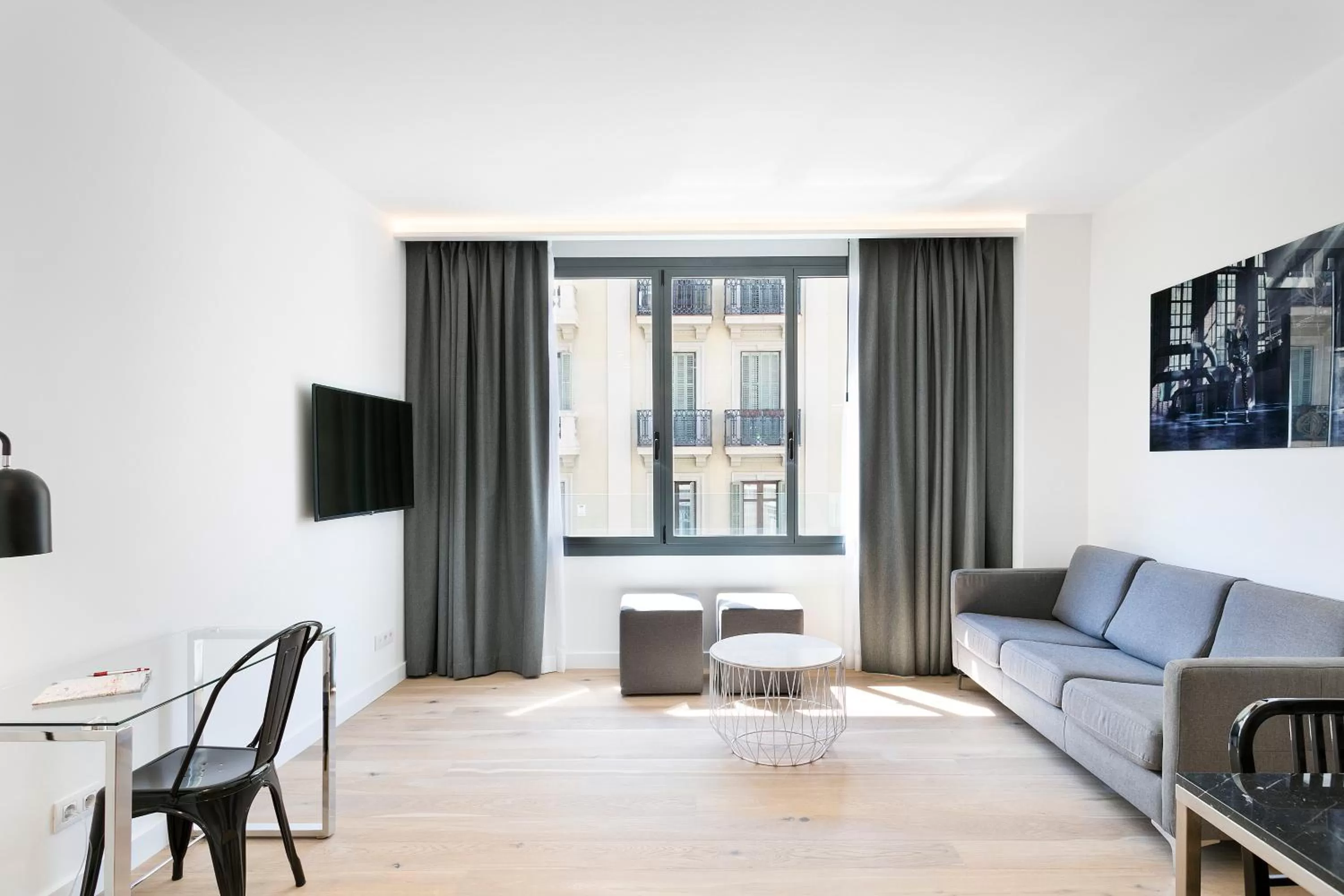 TV and multimedia in Murmuri Residence Mercader