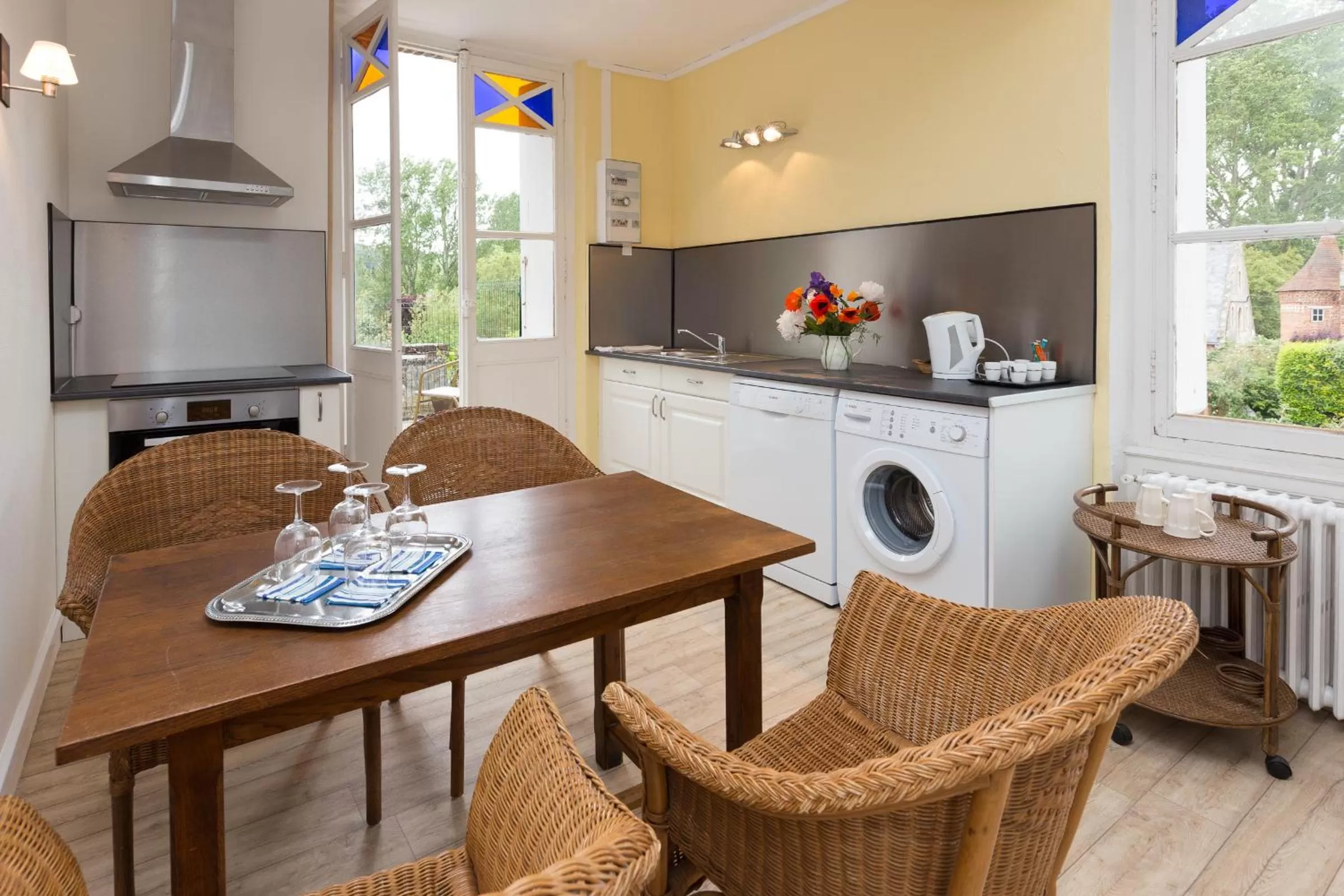 Dining area in Auberge du Manoir d'Archelles