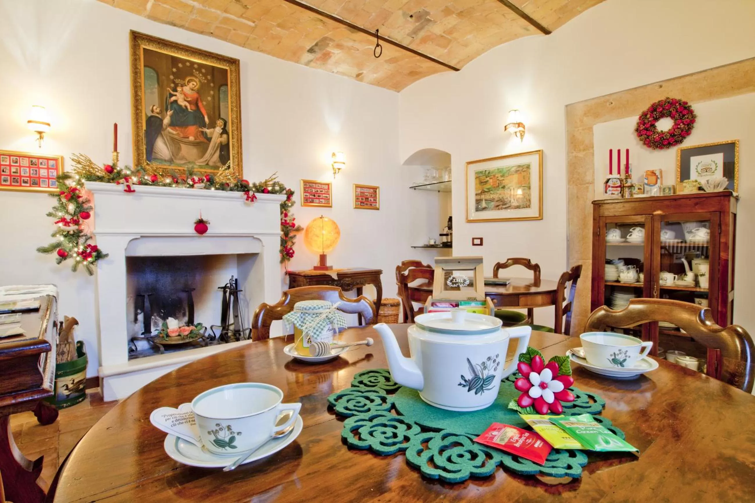 Restaurant/places to eat in B&B Il Marchese Del Grillo