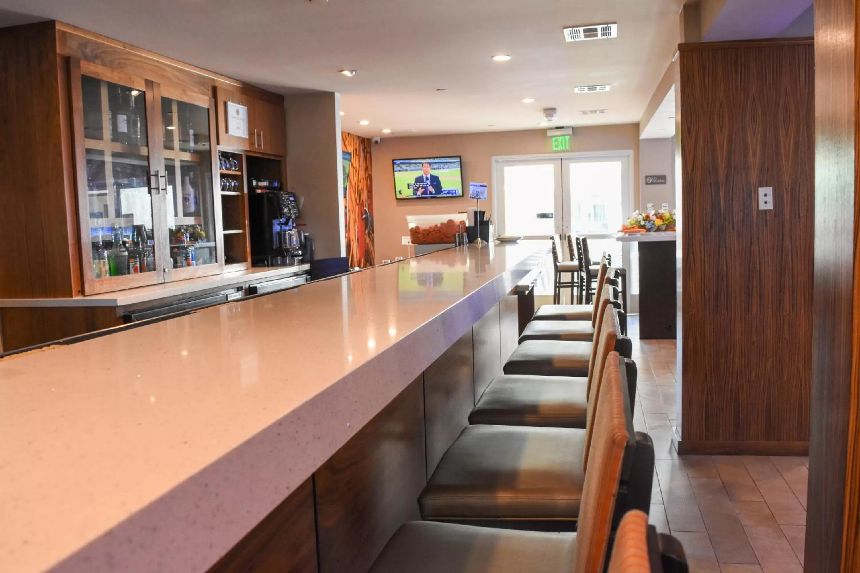 Restaurant/places to eat in Hotel Indigo Anaheim by IHG