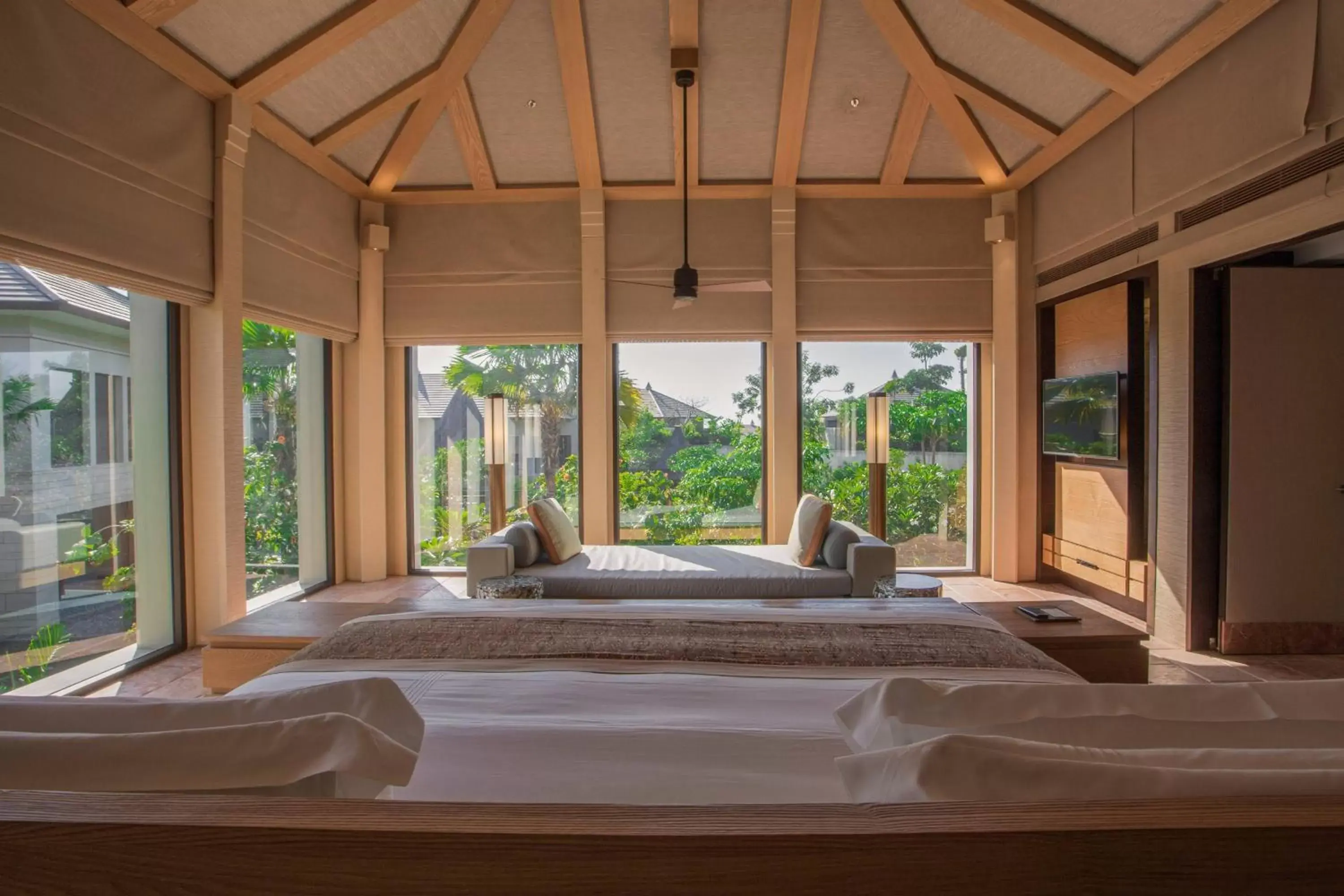 Bedroom, Bed in The Ritz-Carlton Bali