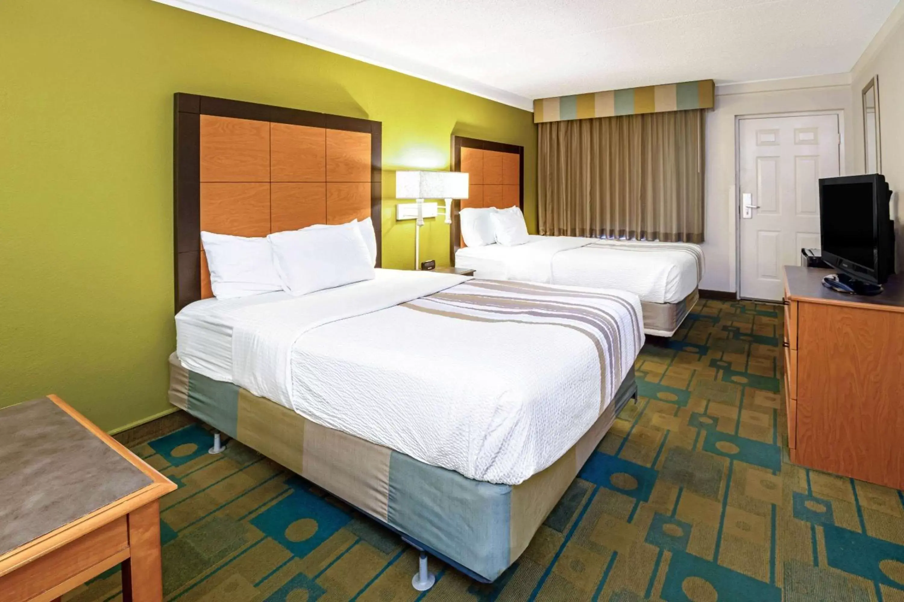 Photo of the whole room, Bed in La Quinta Inn by Wyndham Amarillo Mid-City