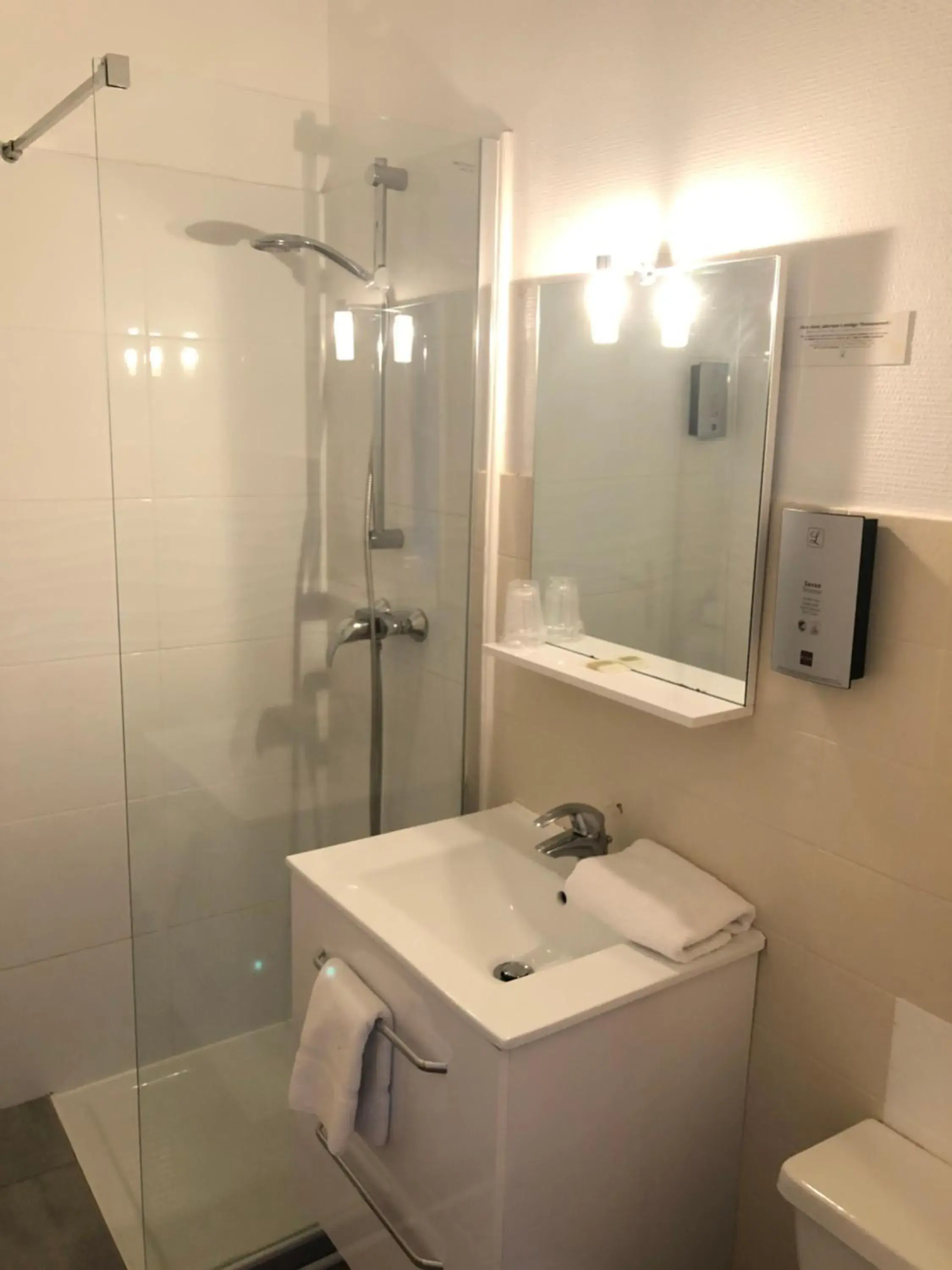 Shower, Bathroom in Logis Hôtel l'Abricotine