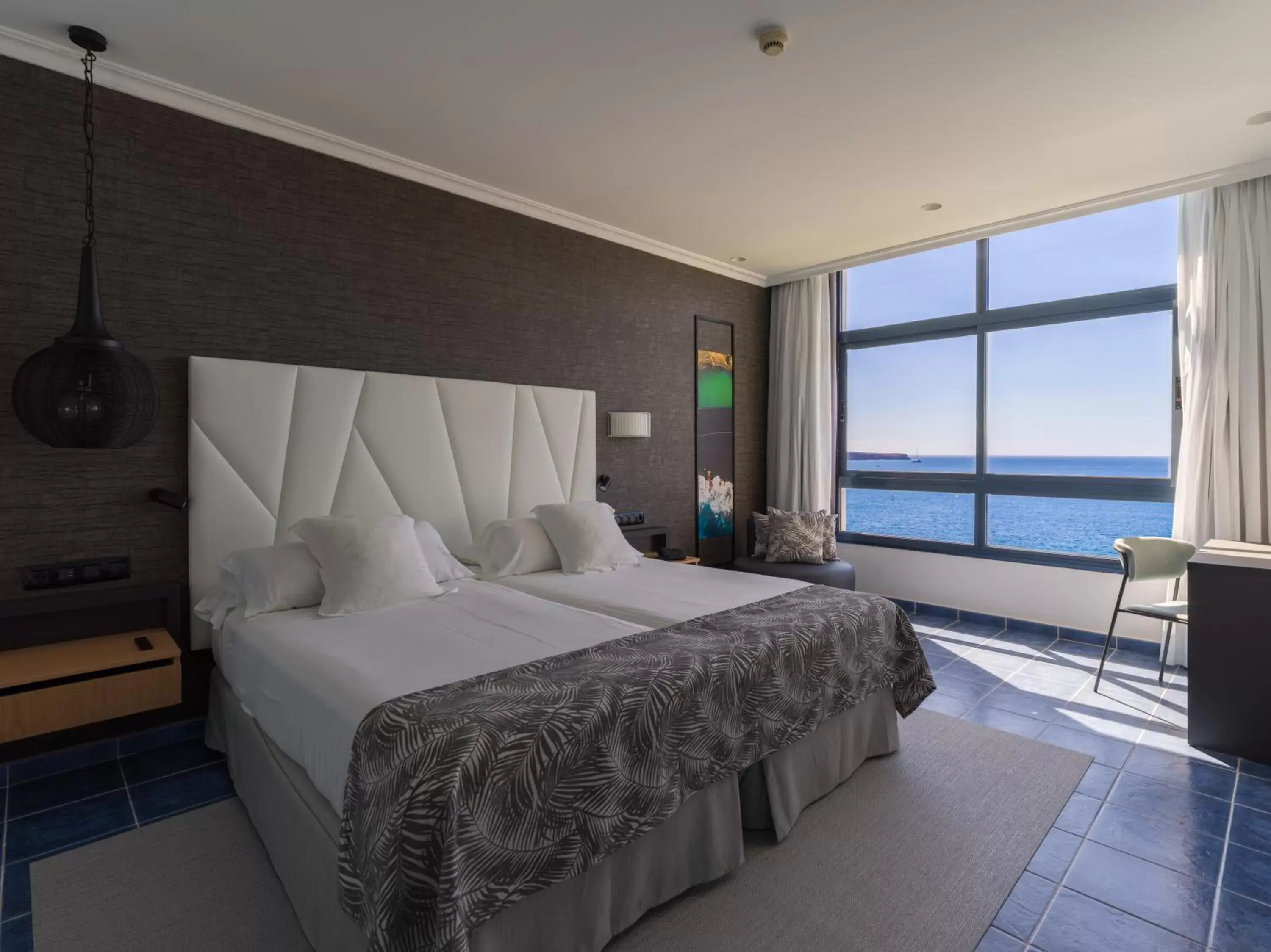 Bed in Hotel Mirador Papagayo by LIVVO