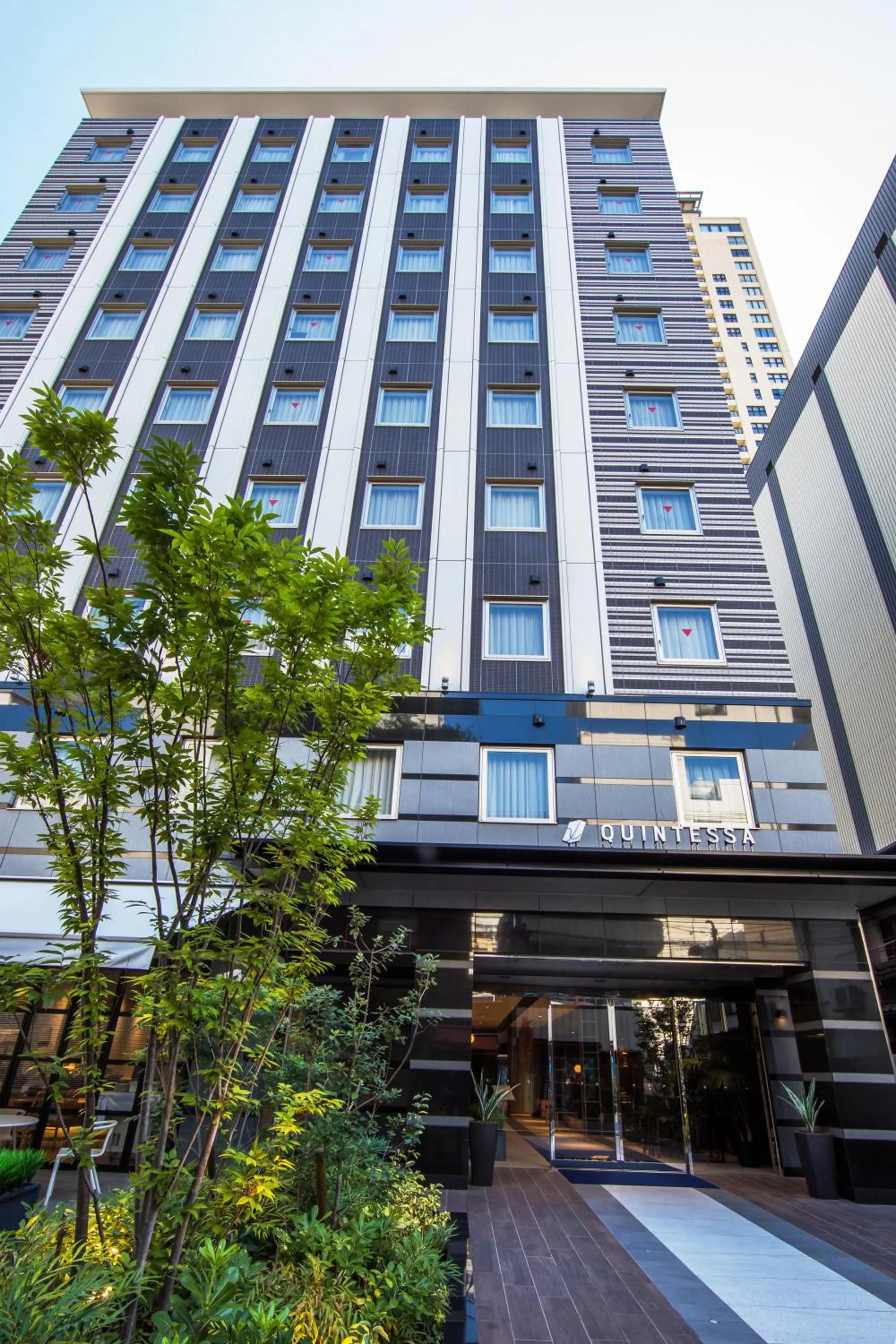 Property building in Quintessa Hotel Osaka Shinsaibashi Comic & Books