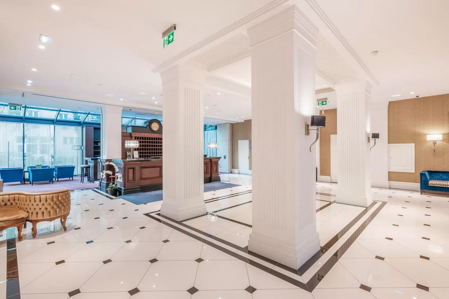 Lobby or reception in Eurostars Danube Budapest