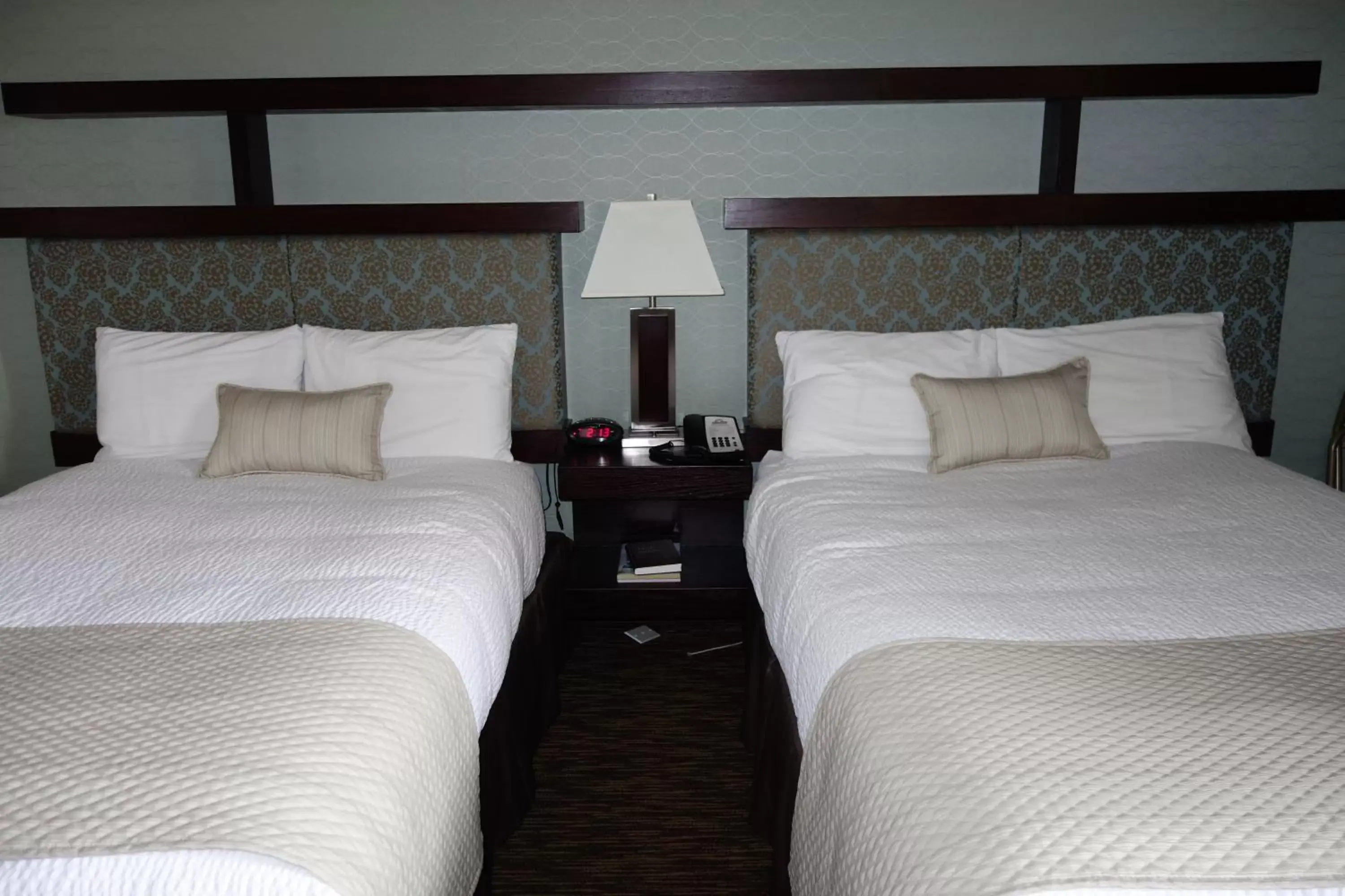 Bed in Days Inn by Wyndham Vermilion