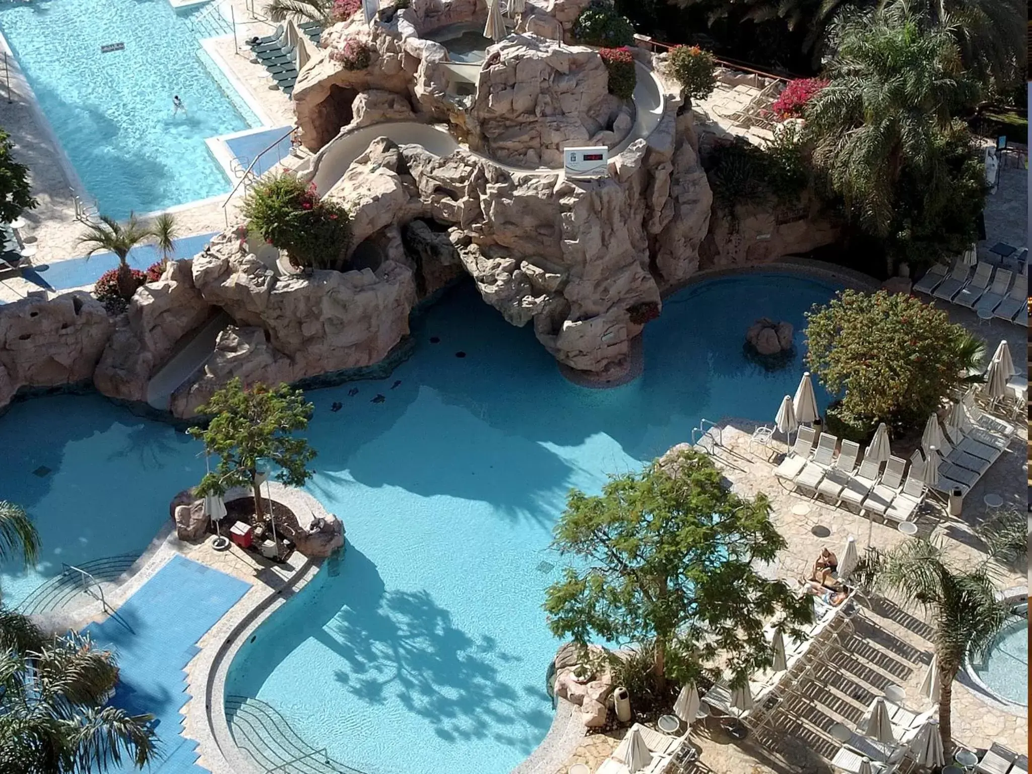 Swimming pool, Pool View in Dan Eilat Hotel