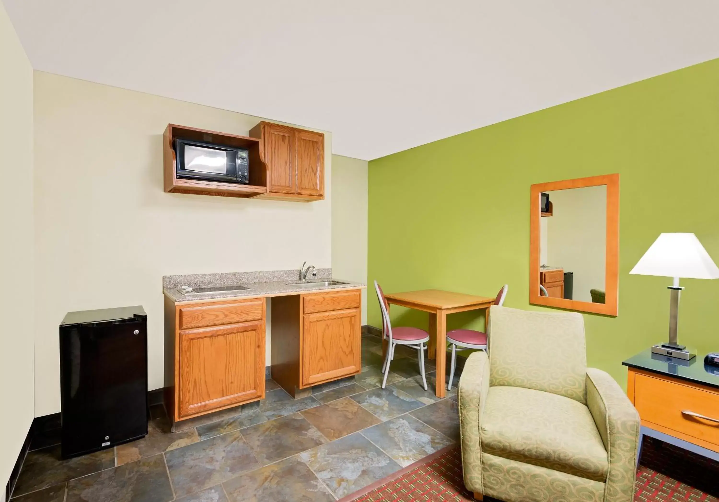 Photo of the whole room, TV/Entertainment Center in Days Inn by Wyndham Fort Dodge