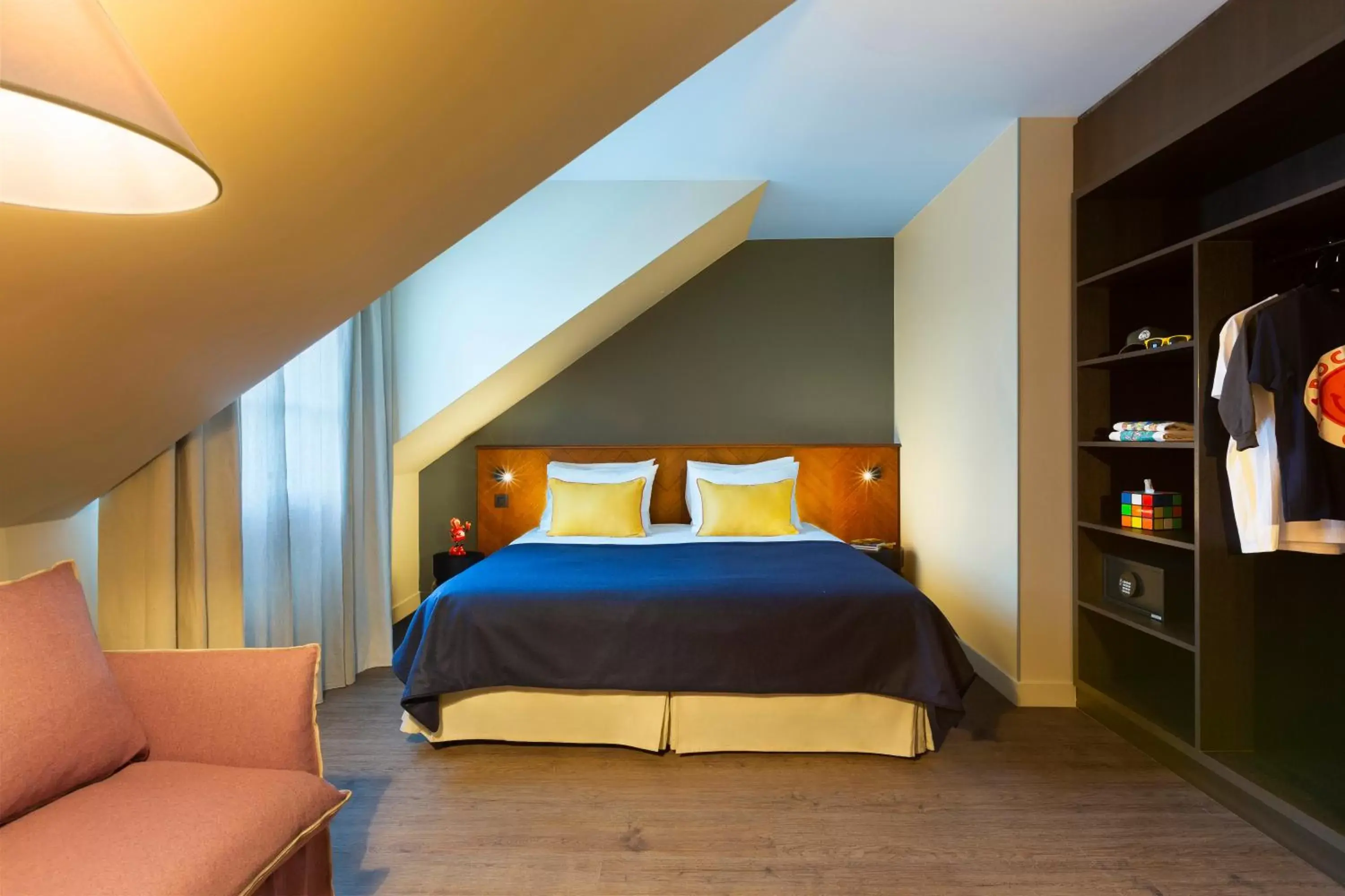 Bed in RockyPop Grenoble Hotel