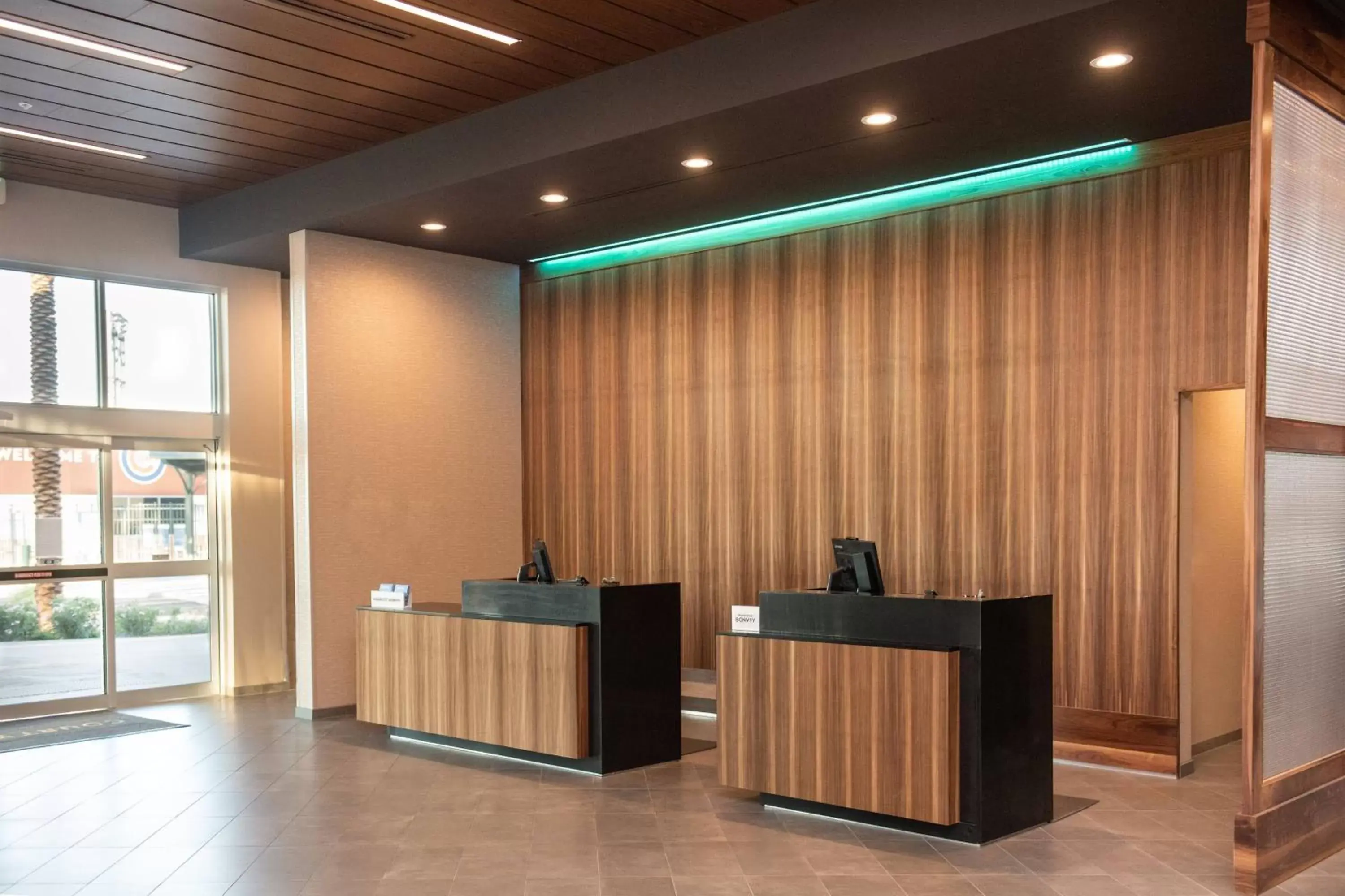 Lobby or reception, Lobby/Reception in Courtyard by Marriott Mesa at Wrigleyville West