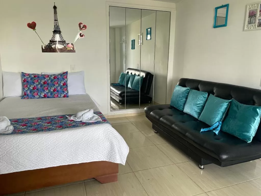 Paradise Lake Finca Hotel