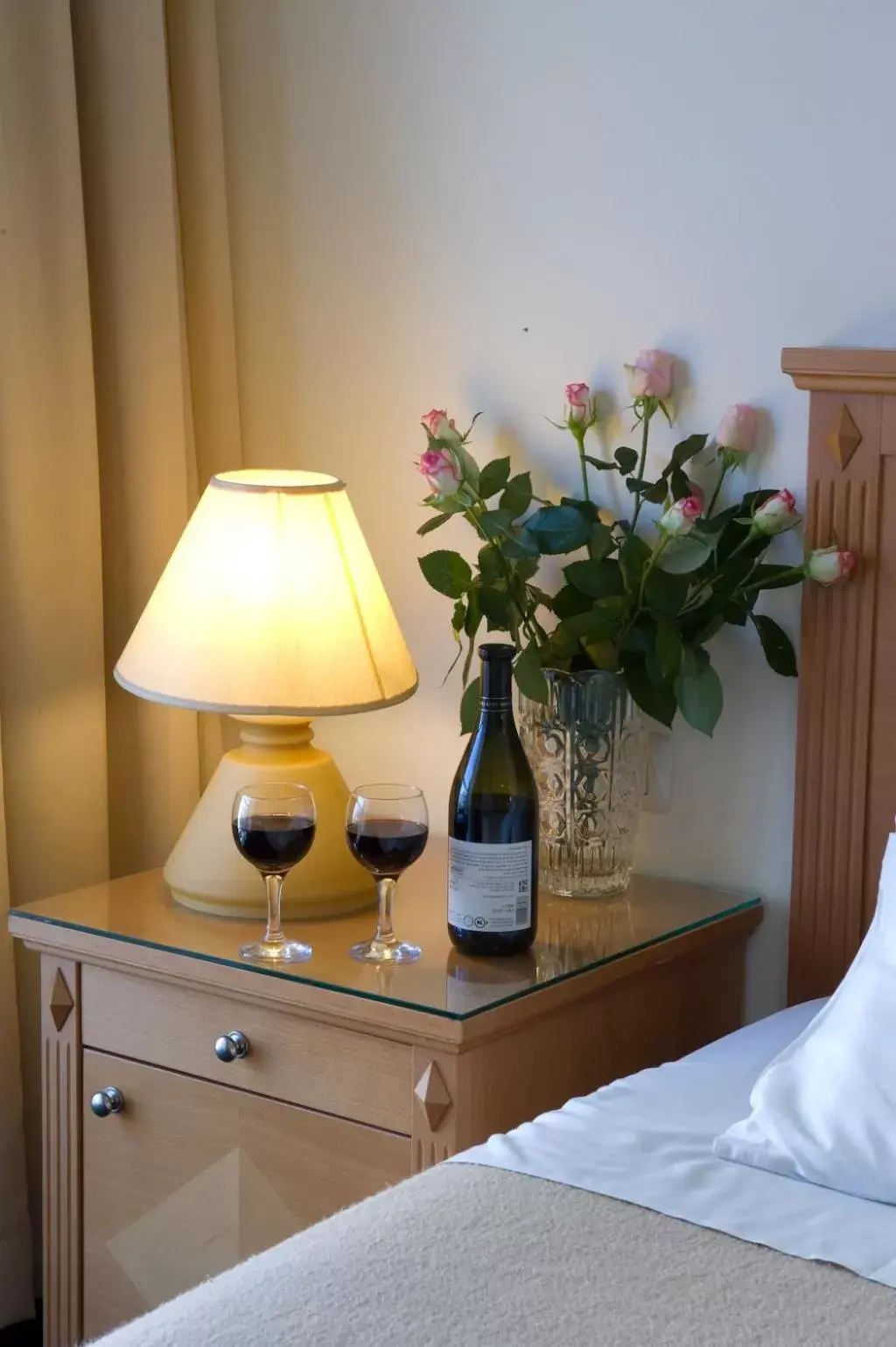 Bedroom in Armon Hayarkon Hotel Bedroom in Armon Hayarkon Hotel