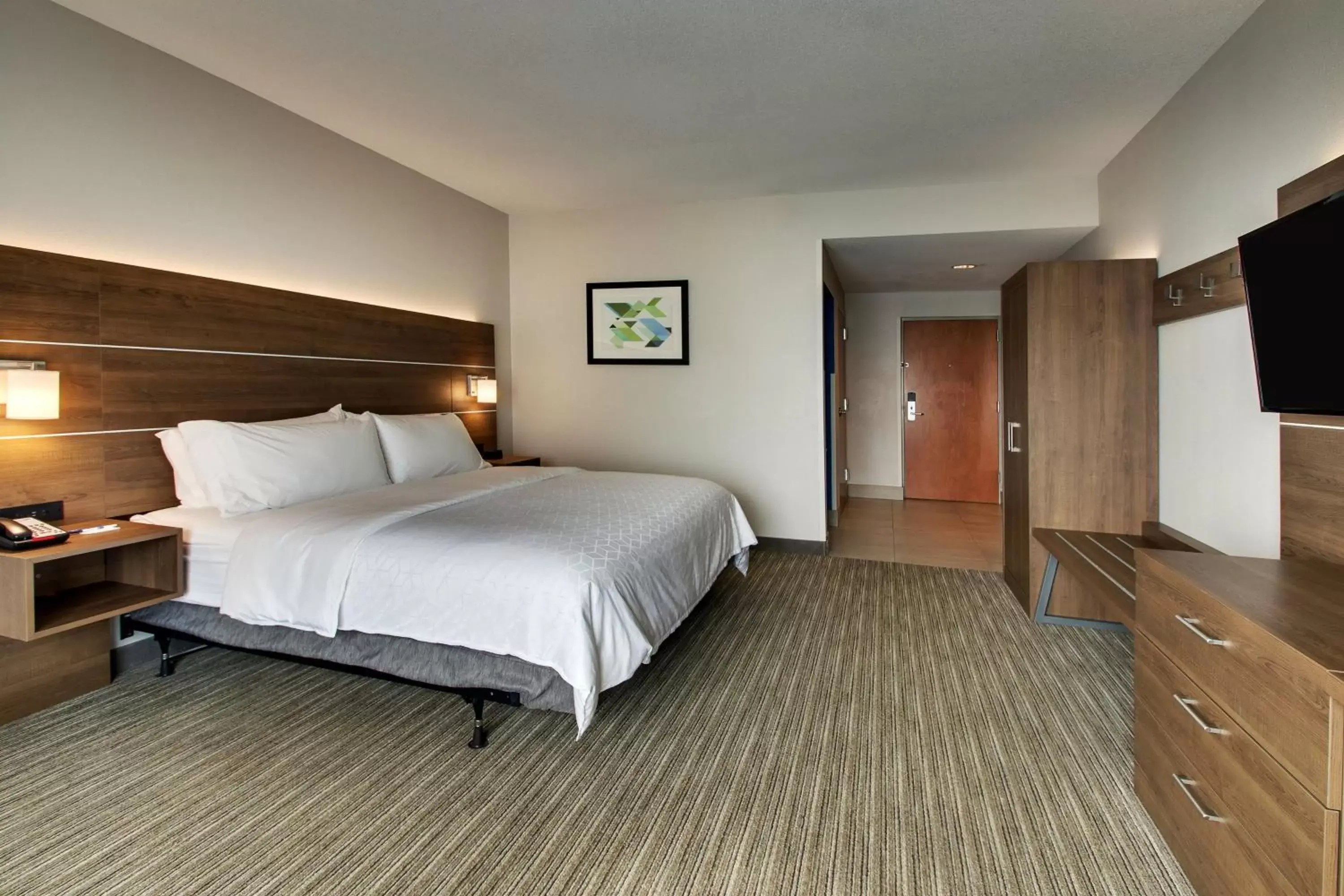 Photo of the whole room, Bed in Holiday Inn Express Hotel & Suites Jacksonville North-Fernandina, an IHG Hotel