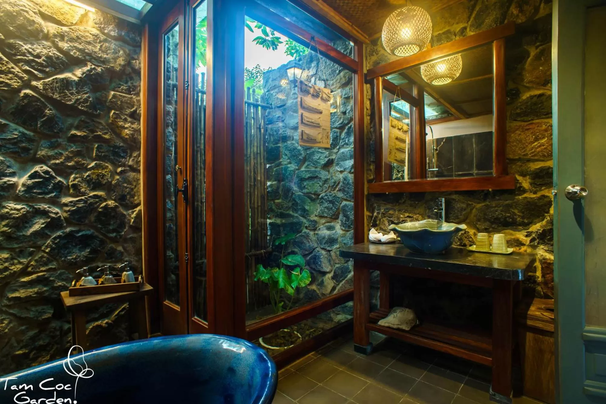 Bathroom in Tam Coc Garden Resort