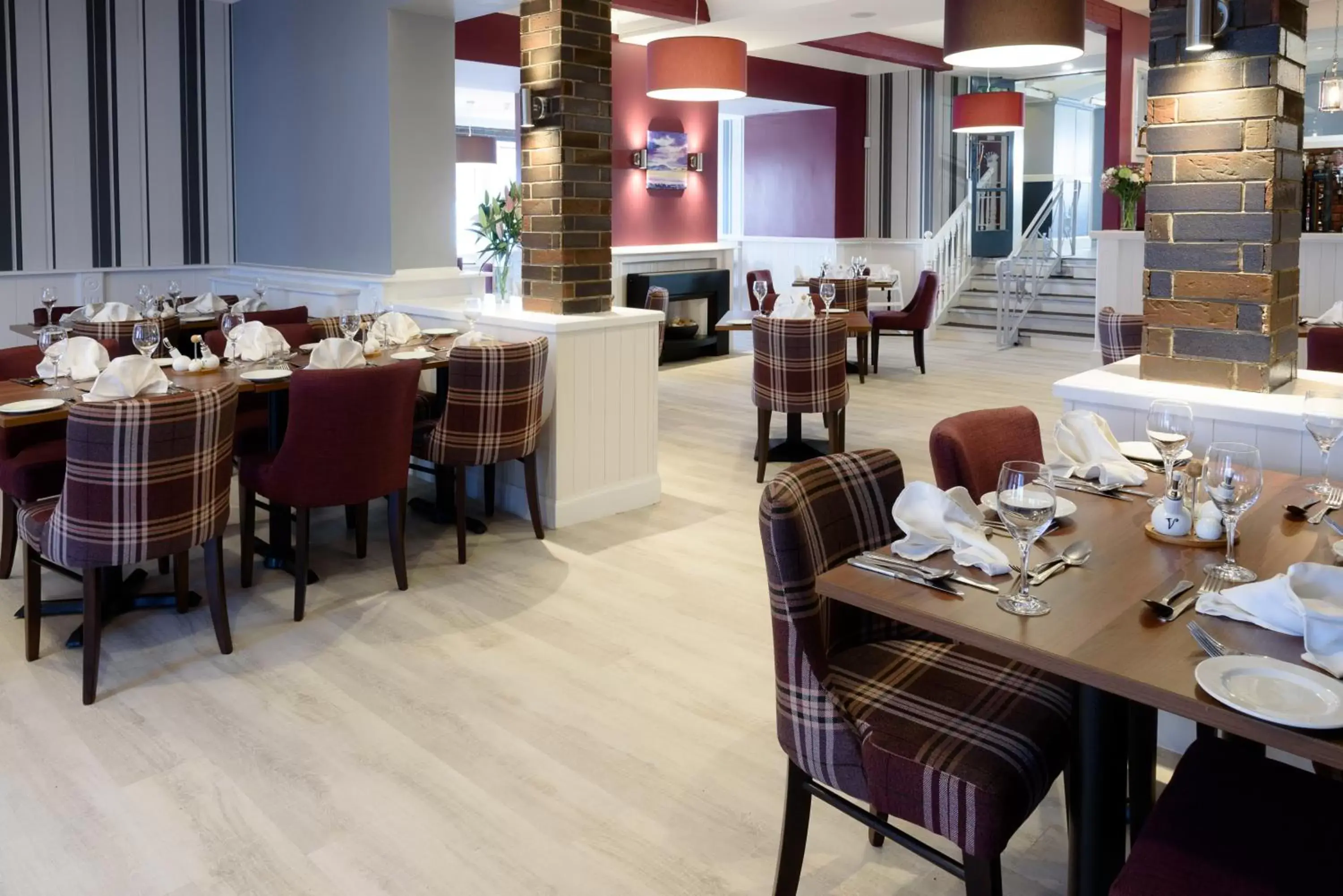 Dining area, Restaurant/Places to Eat in The Crown Hotel