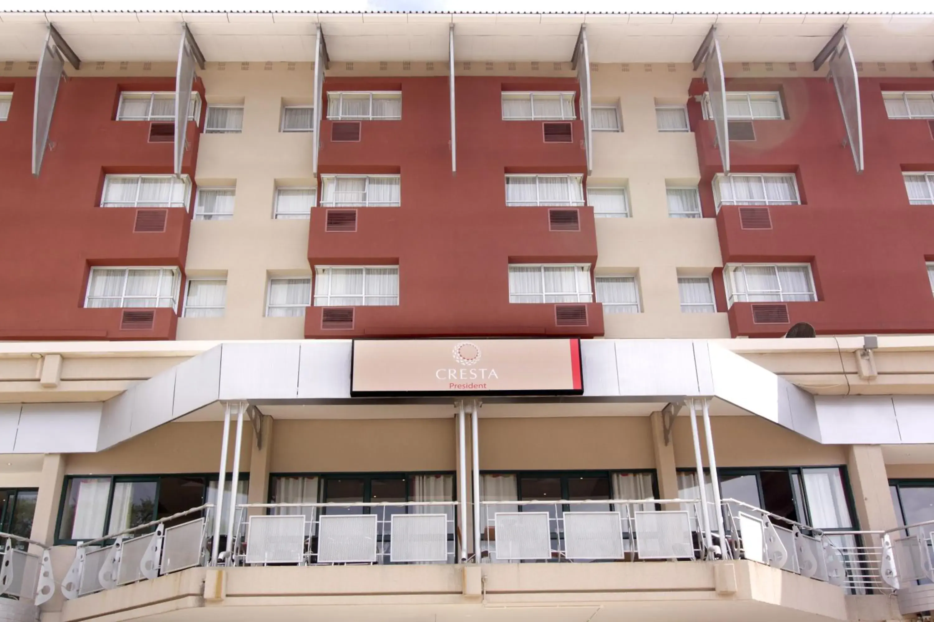 Property building in Cresta President Hotel Property building in Cresta President Hotel