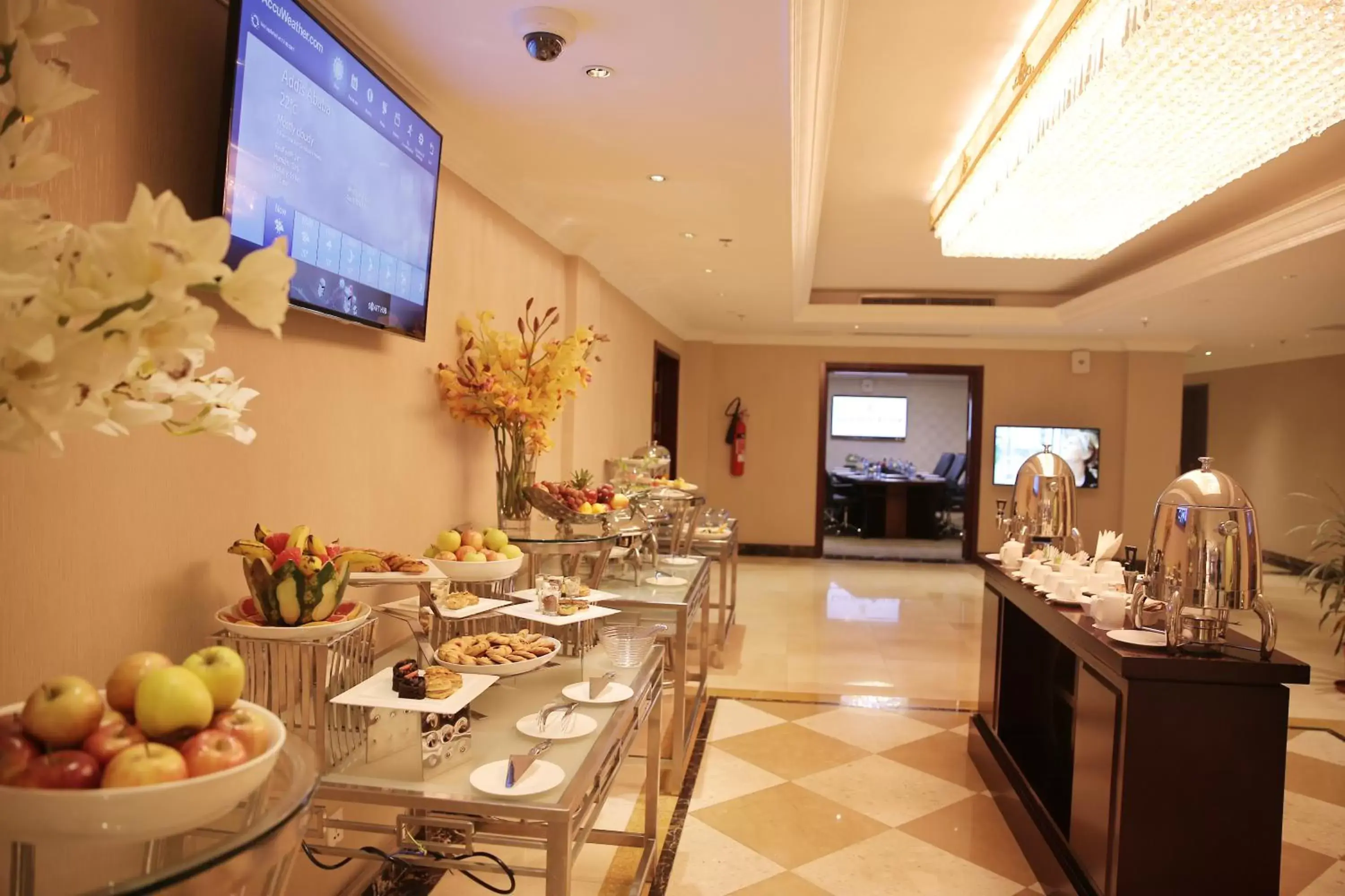 Business facilities, Restaurant/Places to Eat in Golden Tulip Addis Ababa