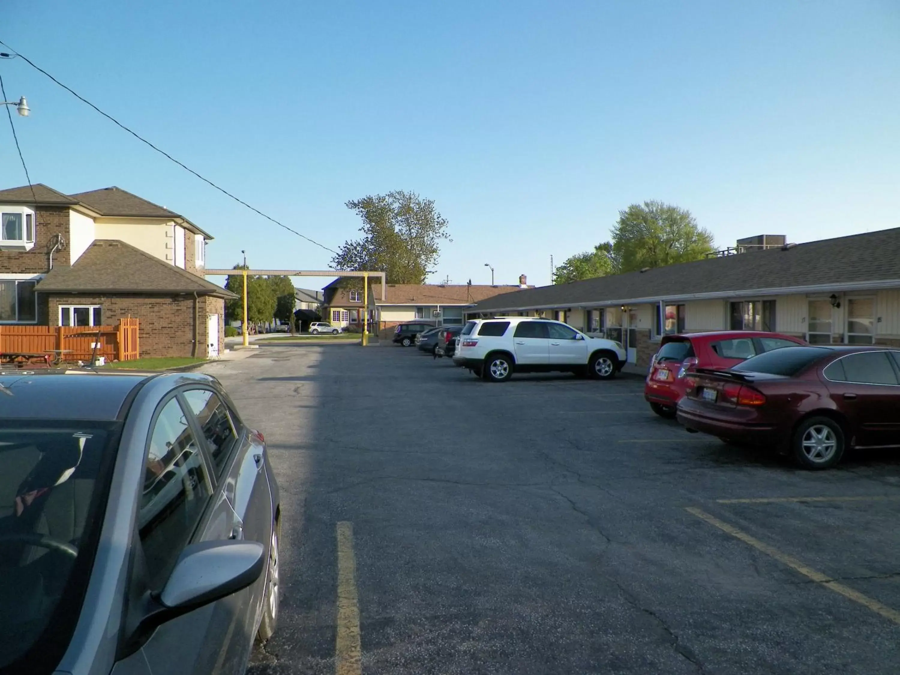 Street view in Sunparlor Motel