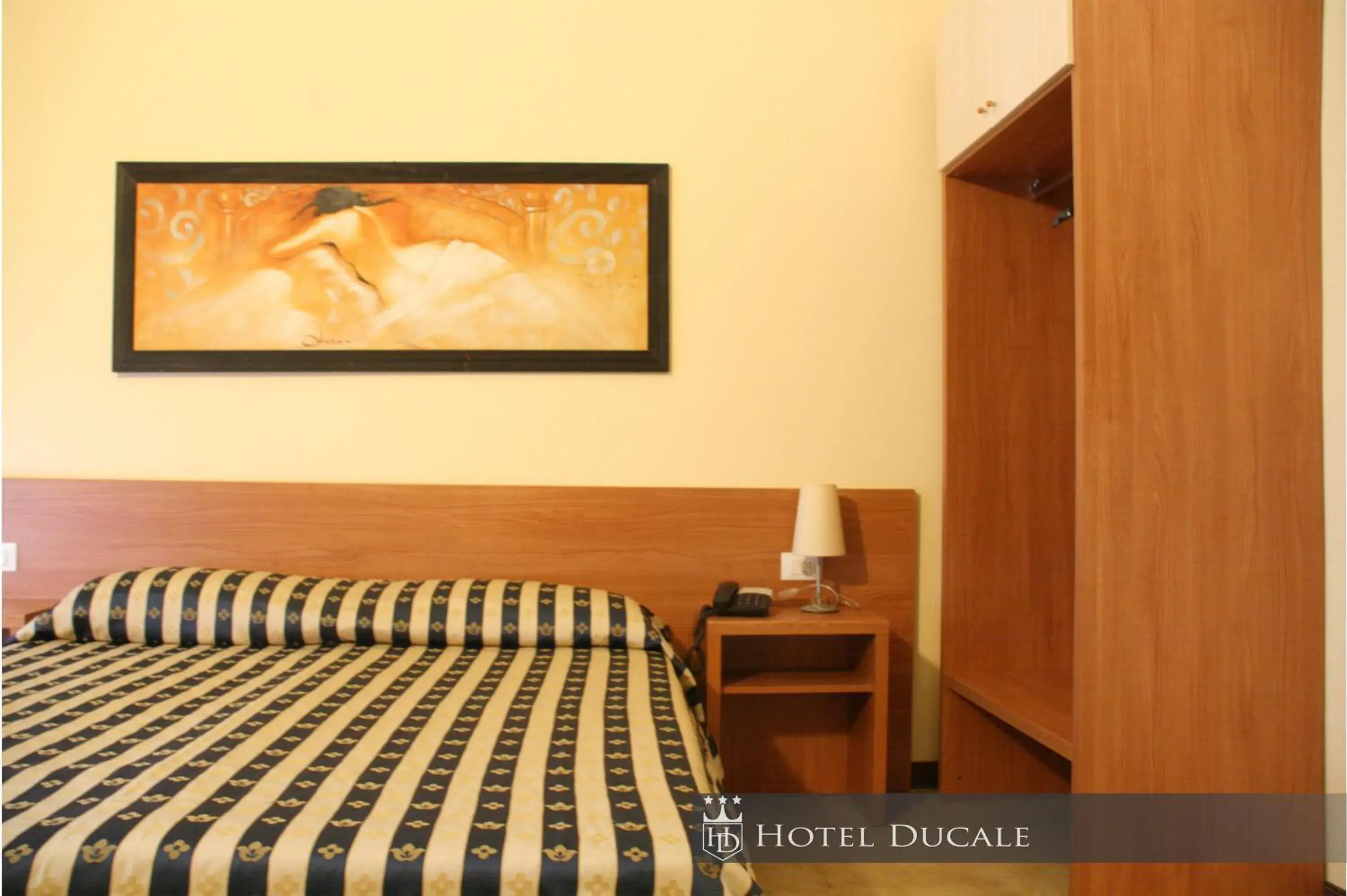 Bed in Hotel Ducale