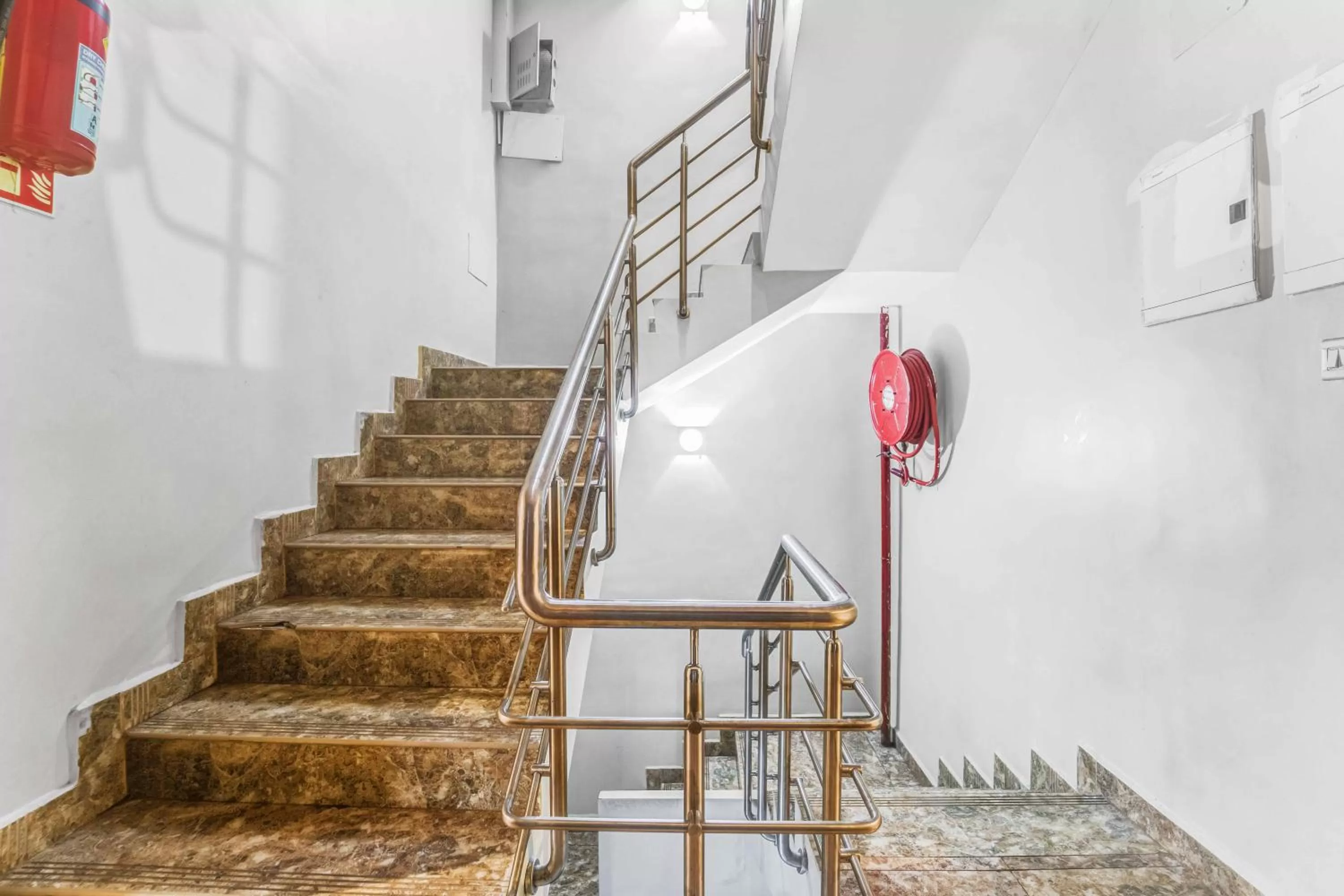 Property building in Upar Hotels Cinecity Kodambakkam RAGHAVENDRA MANDAPAM