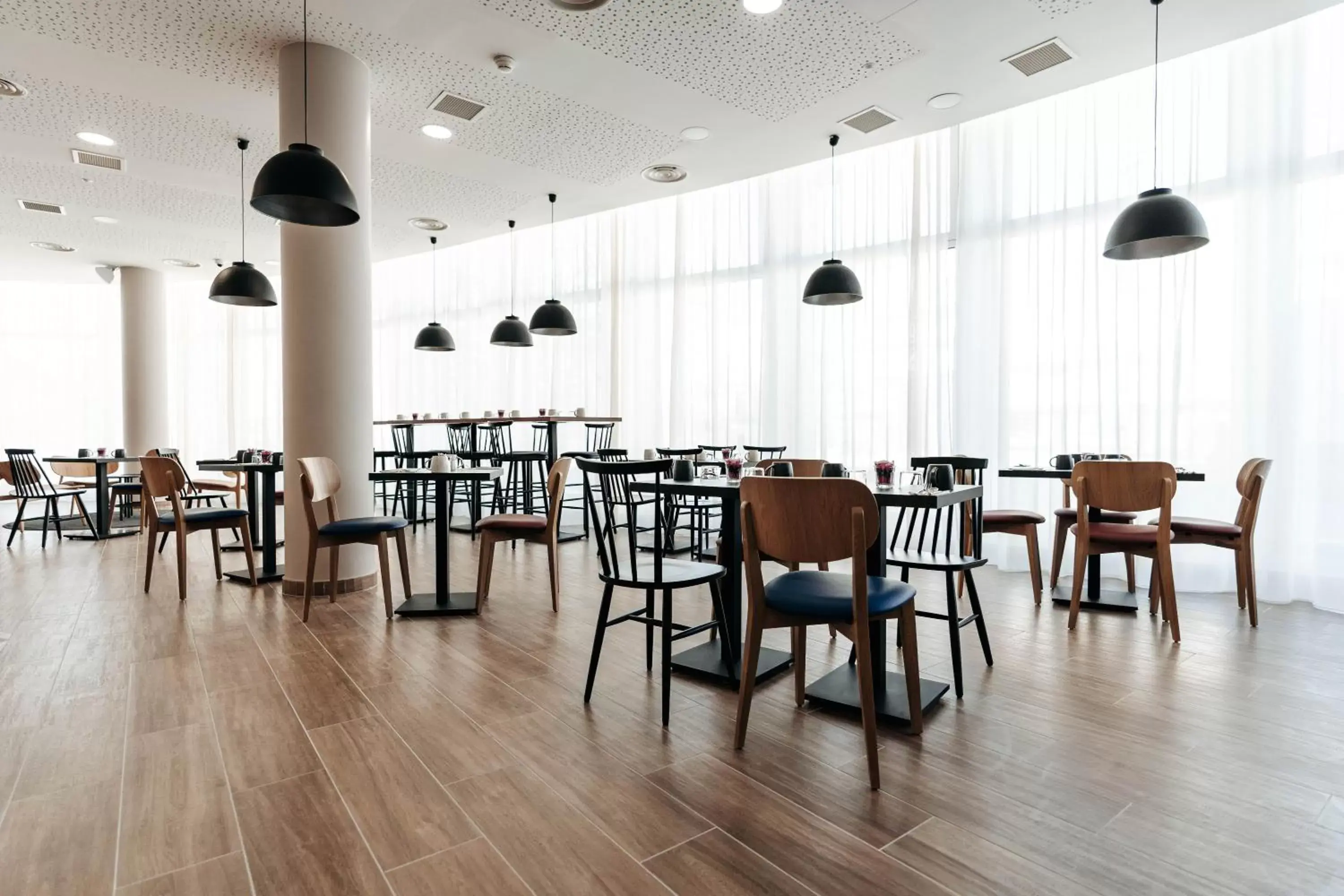 Breakfast in Appart'City Collection Saint Germain en Laye Breakfast in Appart'City Collection Saint Germain en Laye