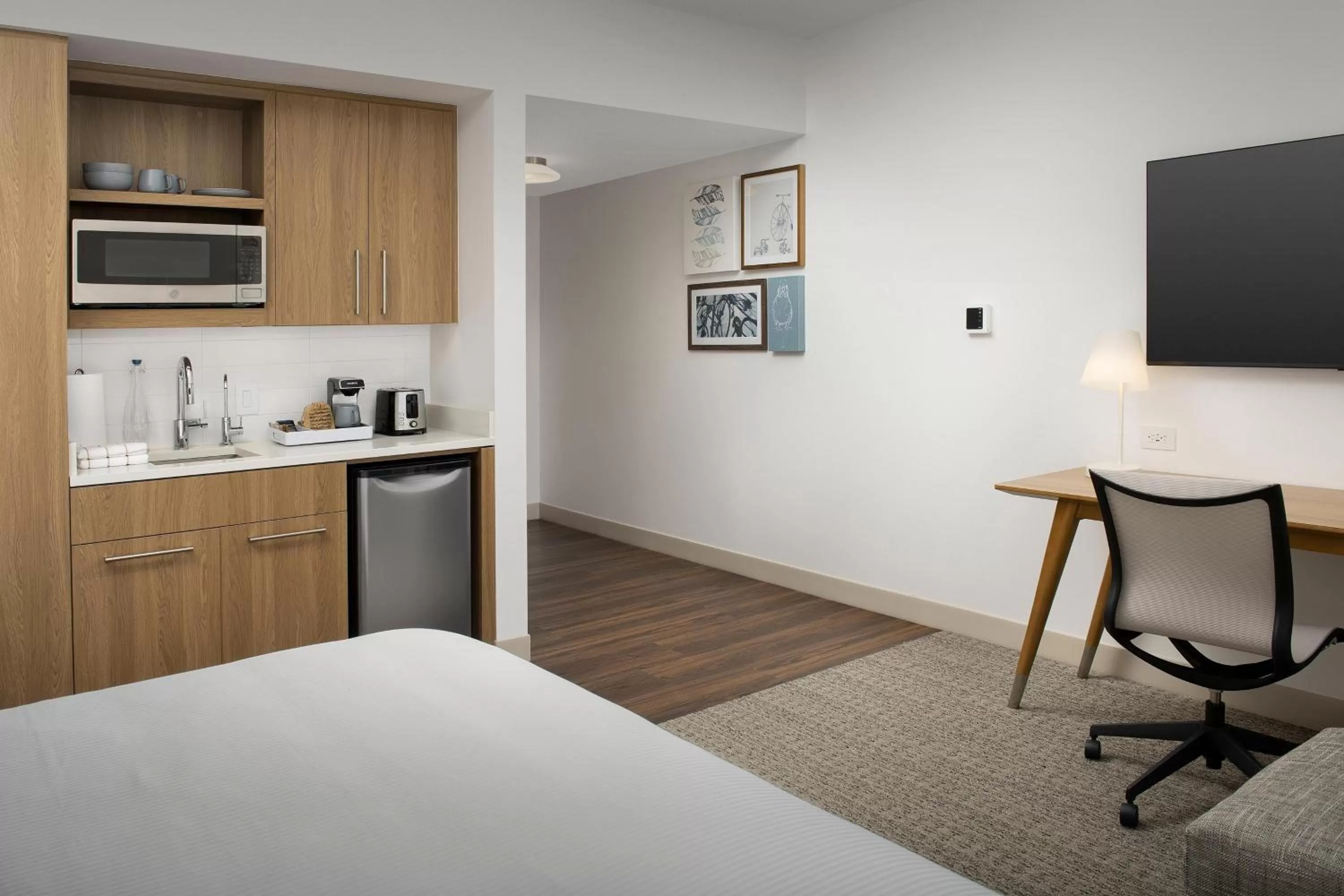 King Guest Room with City View in Element Jacksonville Beach