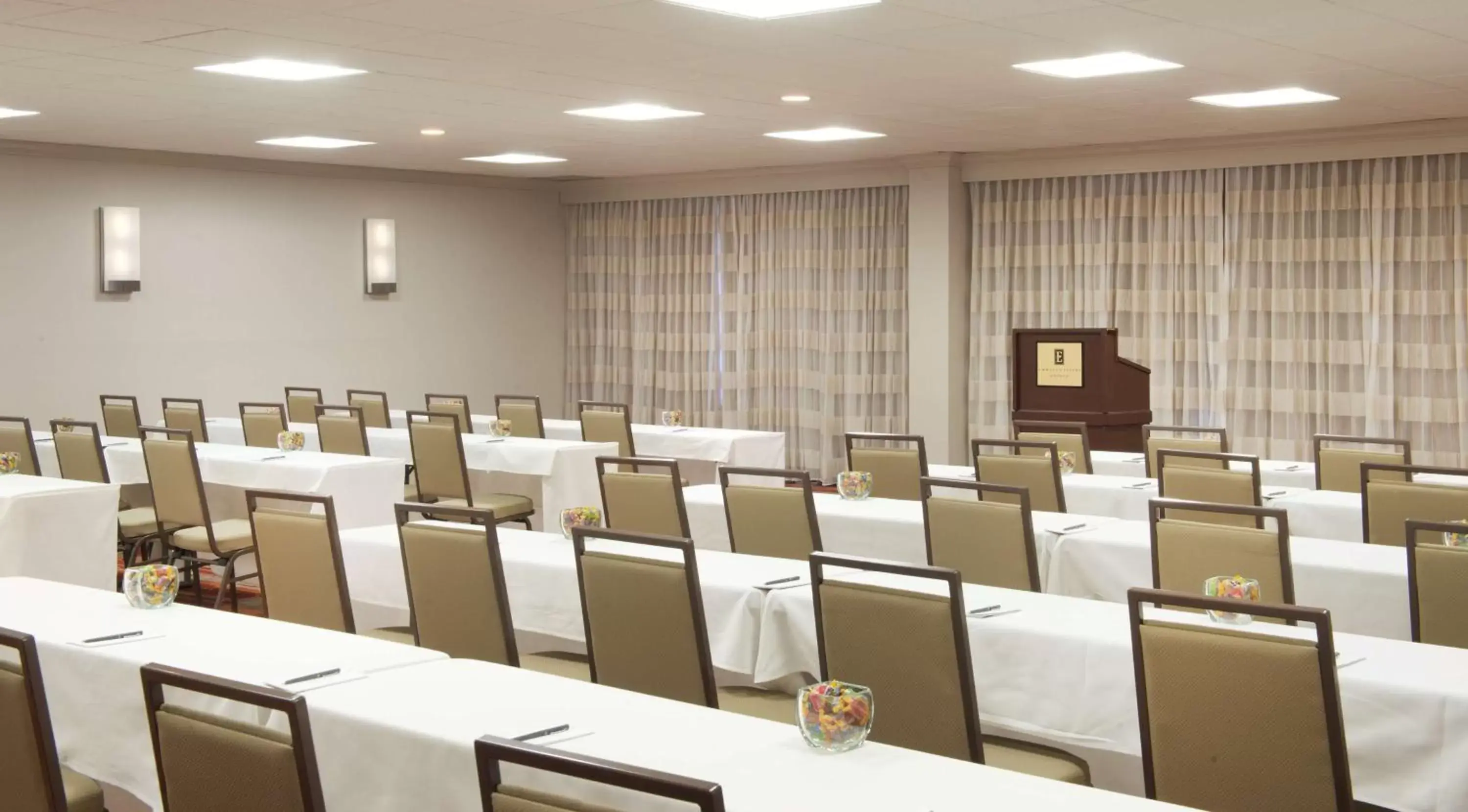Meeting/conference room in Embassy Suites by Hilton Colorado Springs