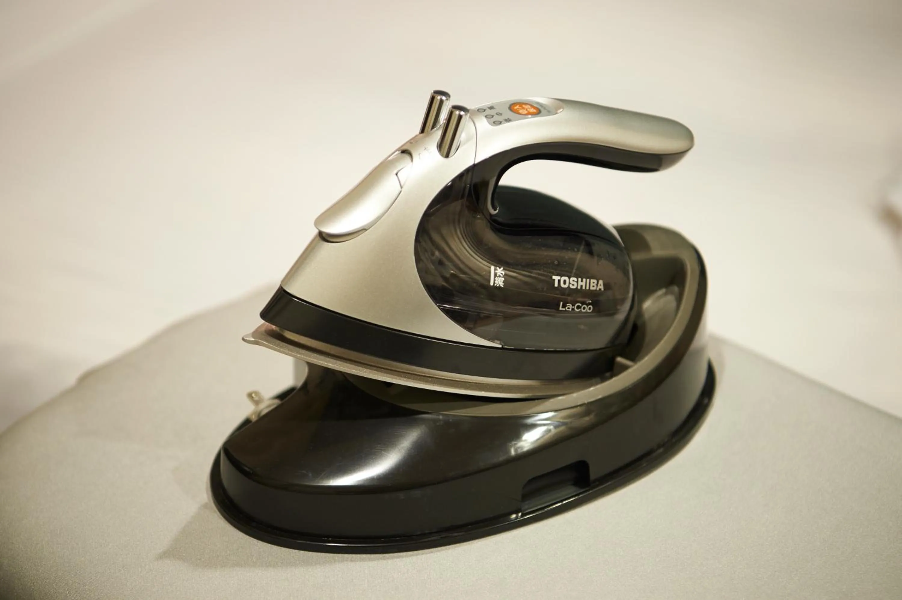 furniture in Sotetsu Fresa Inn Daimon