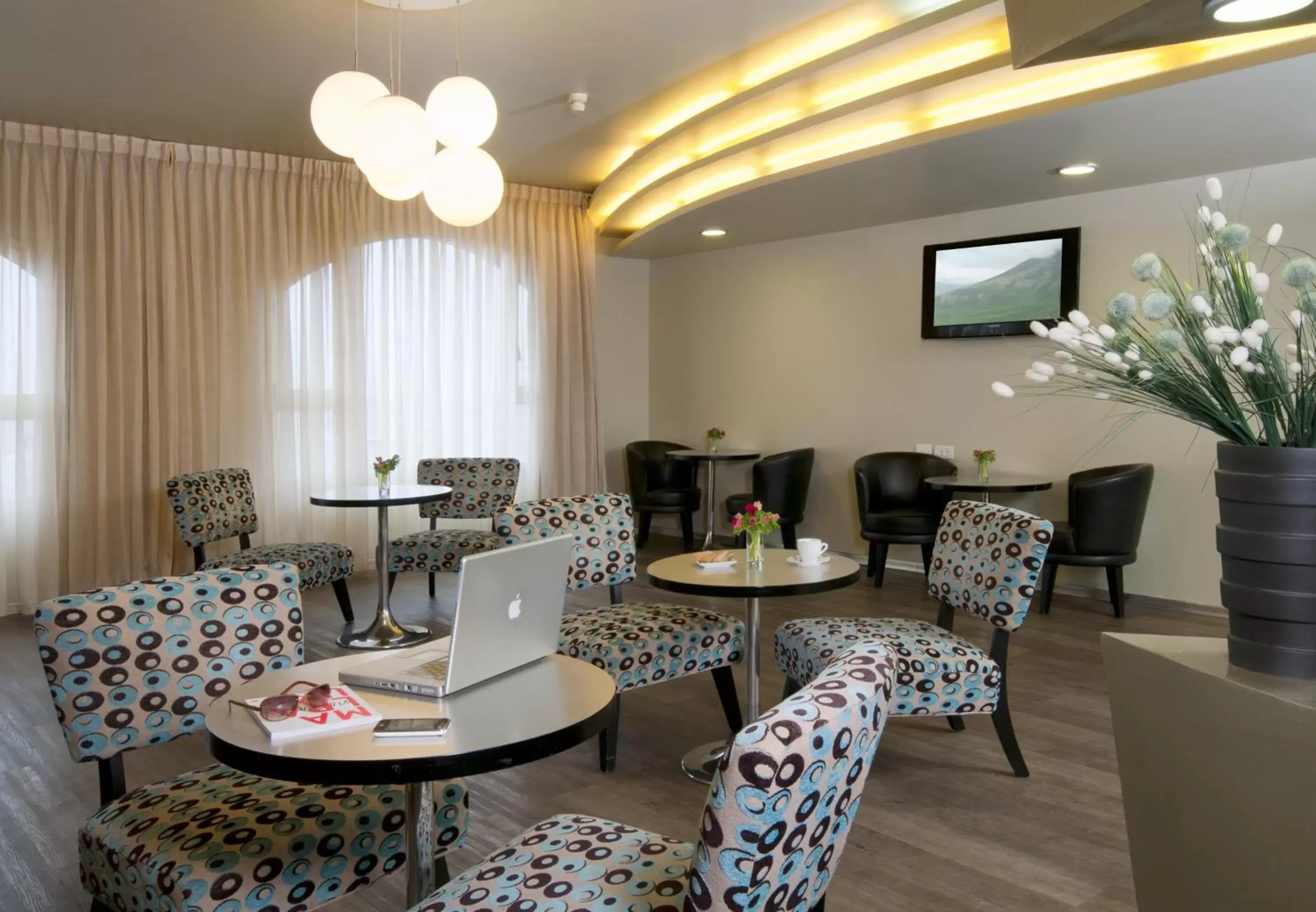 Business facilities, Seating Area in Leonardo Hotel Negev
