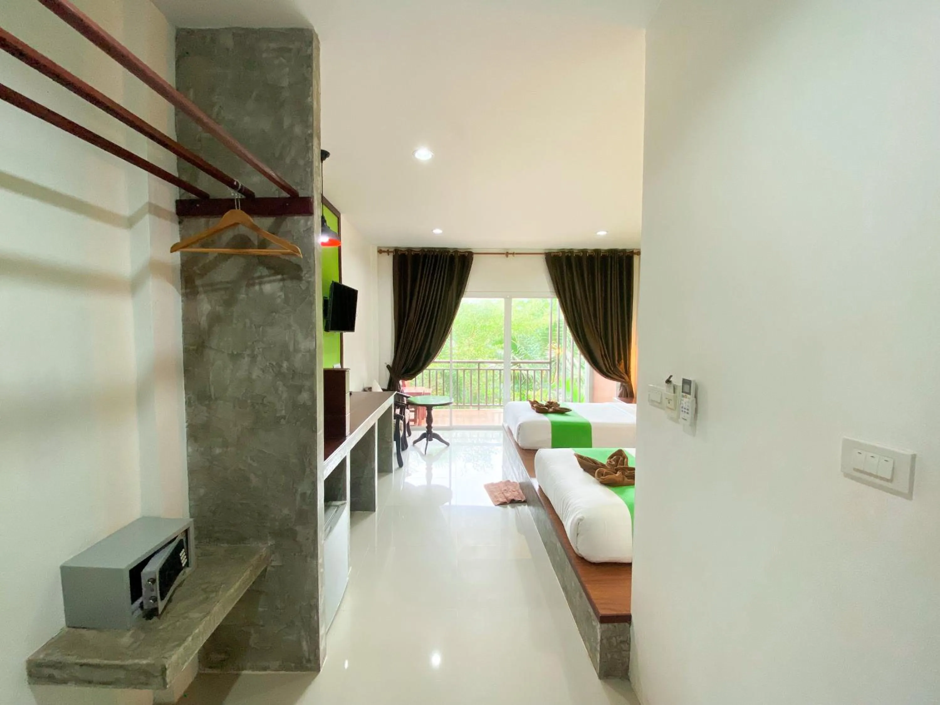 Hatzanda Lanta Resort - SHA Extra Plus