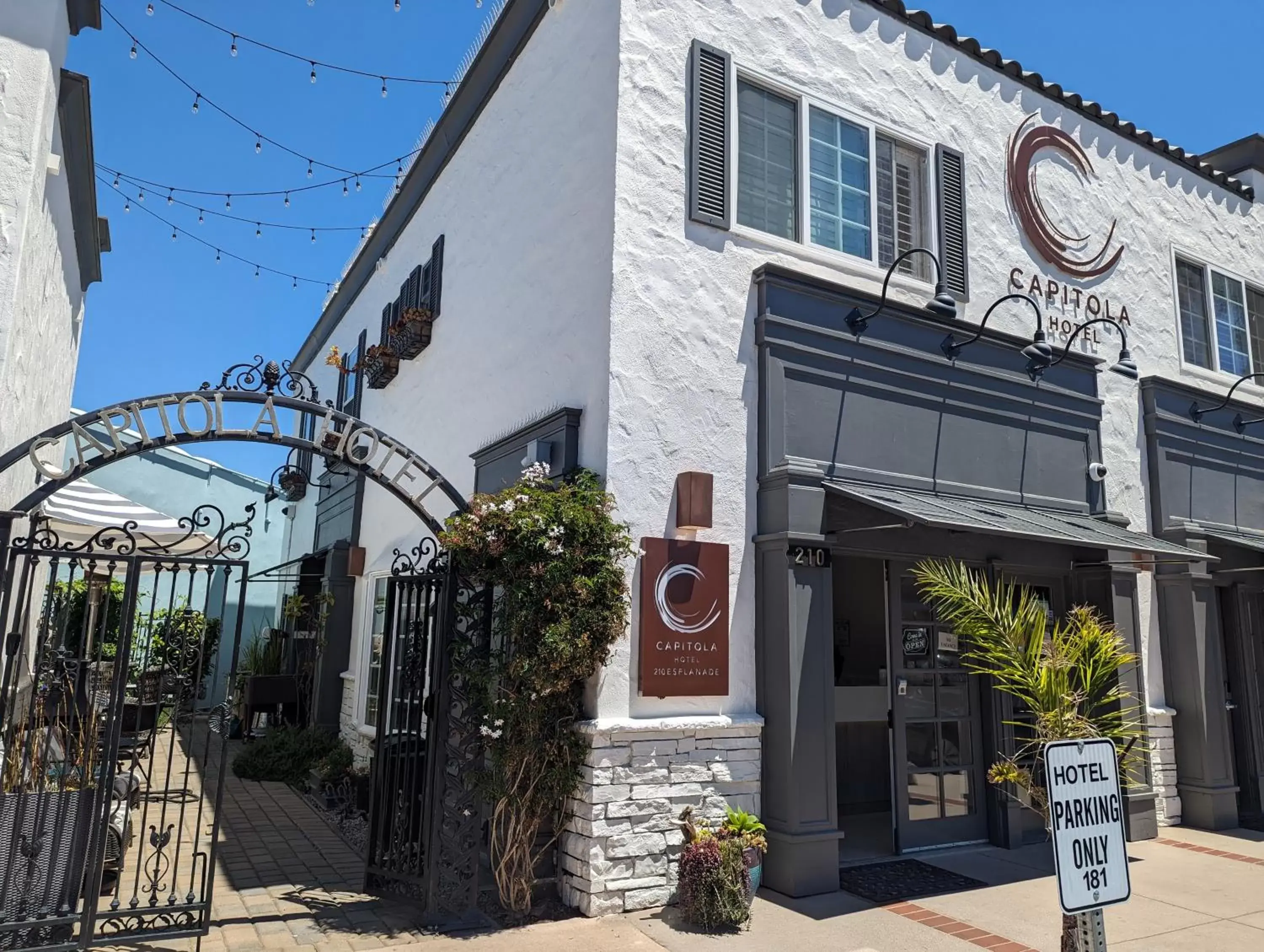 Property Building in Capitola Hotel