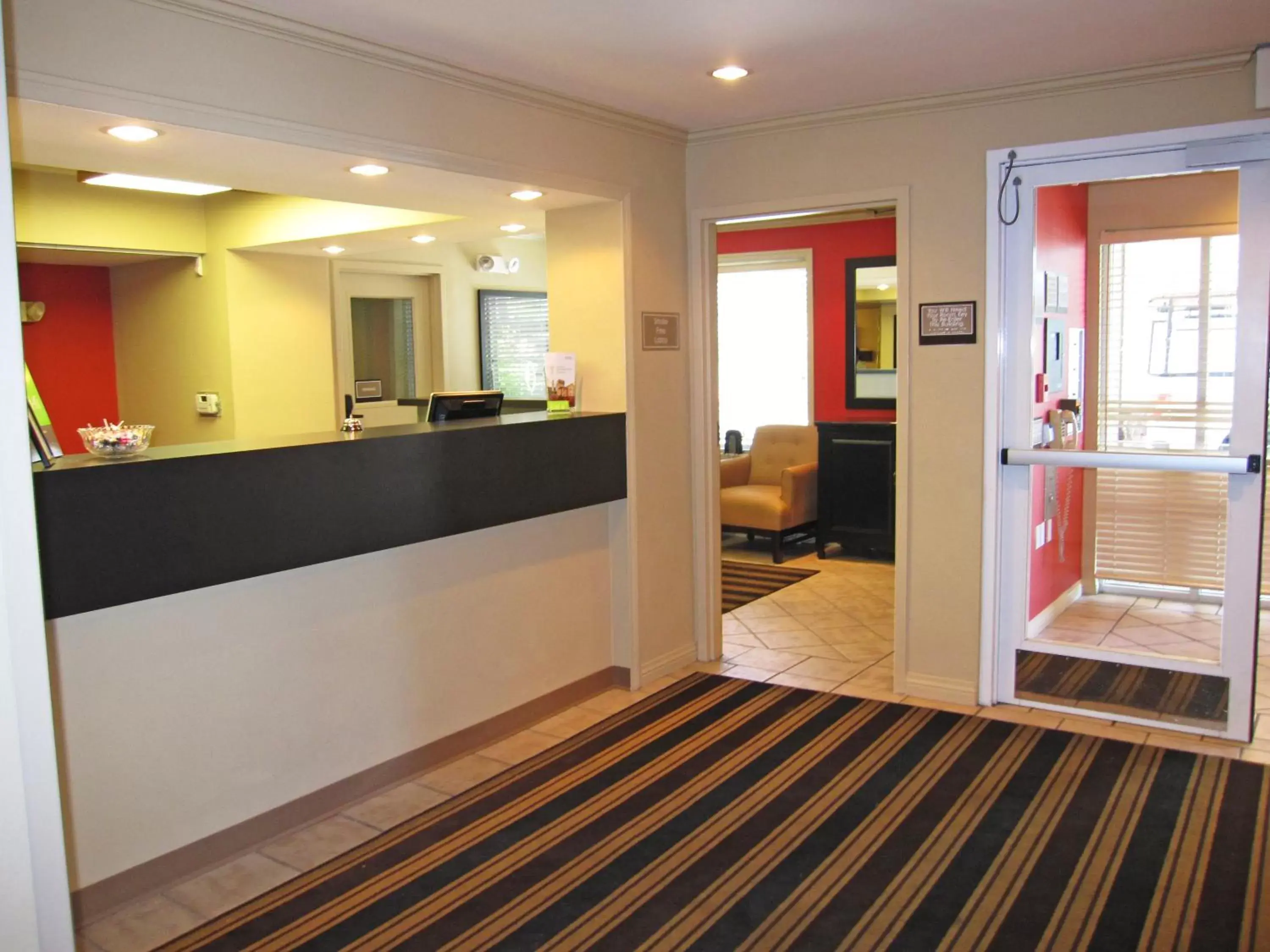 Lobby or reception, Lobby/Reception in Extended Stay America Suites - San Francisco - San Carlos