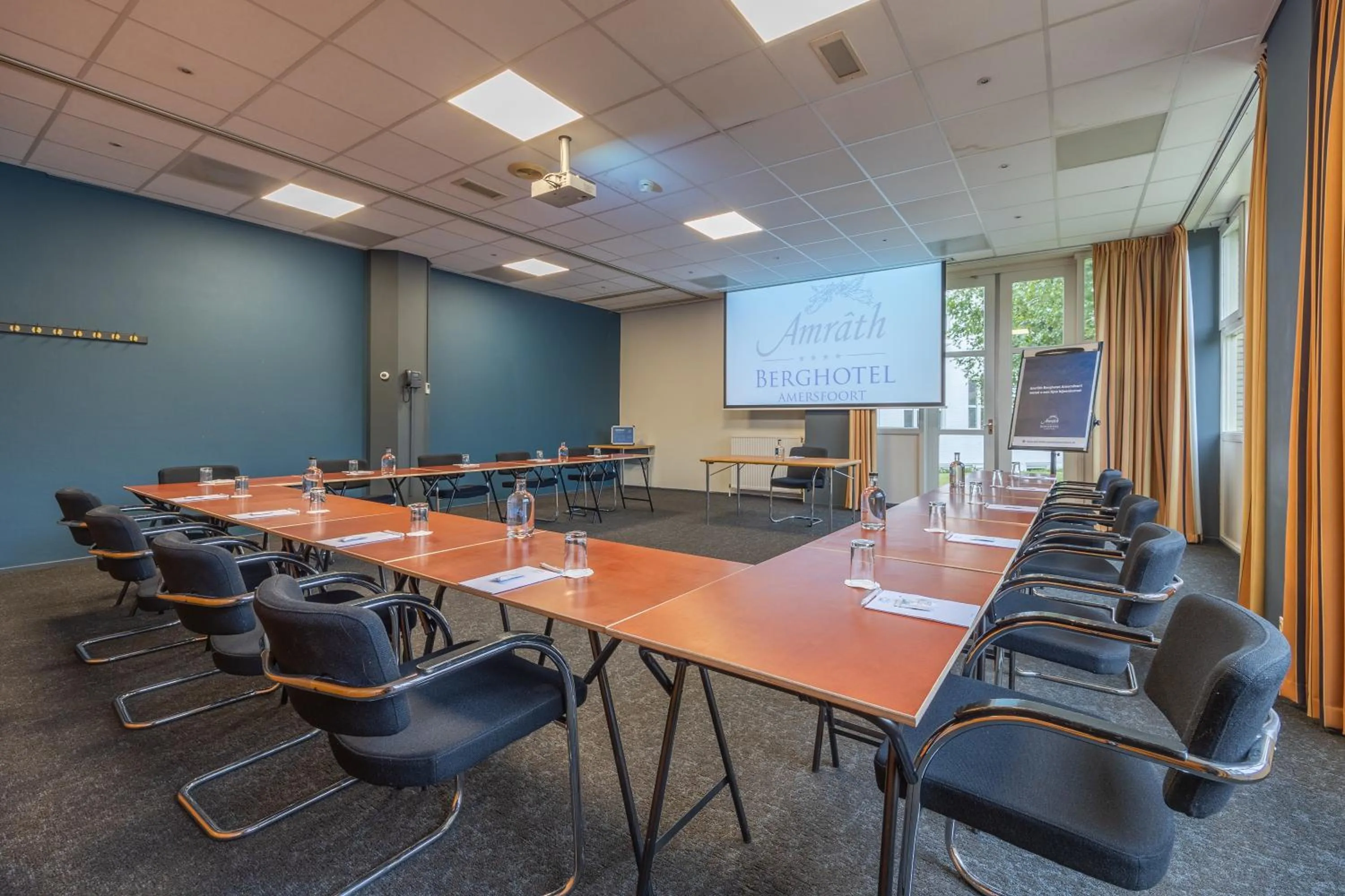 Meeting/conference room in Amrâth Berghotel Amersfoort