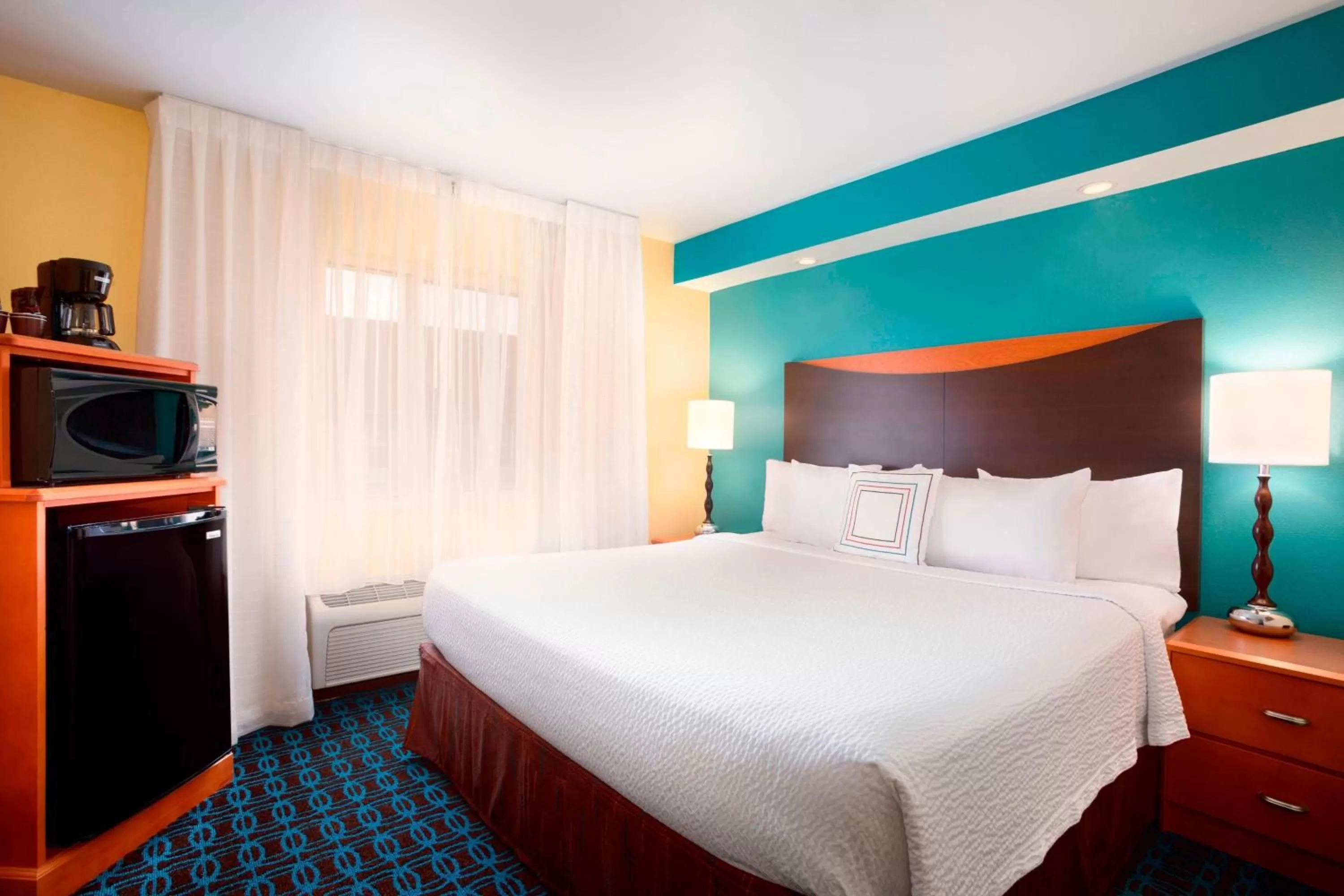 Bedroom, Bed in Fairfield Inn & Suites by Marriott Houston Energy Corridor/Katy Freeway