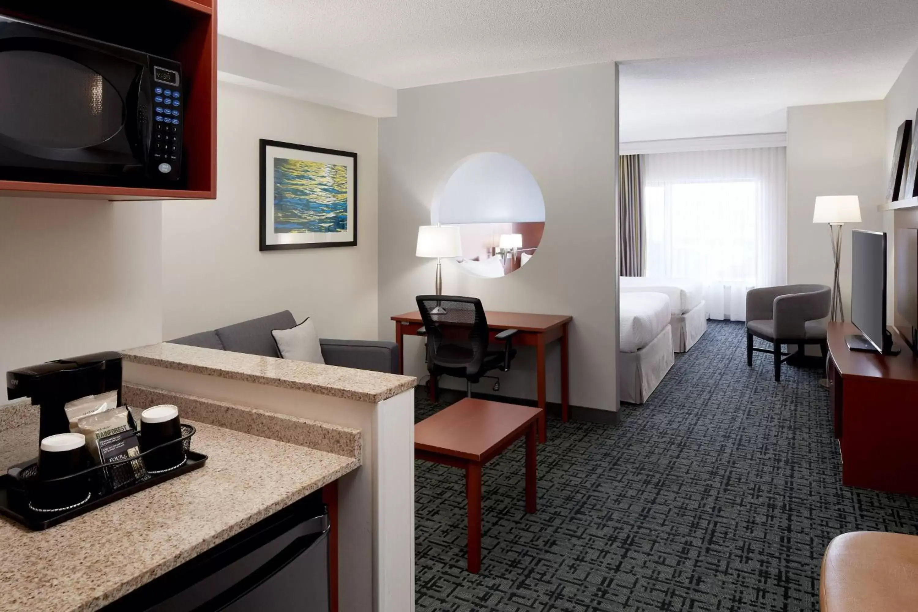 Bedroom in Fairfield Inn & Suites by Marriott Montreal Airport