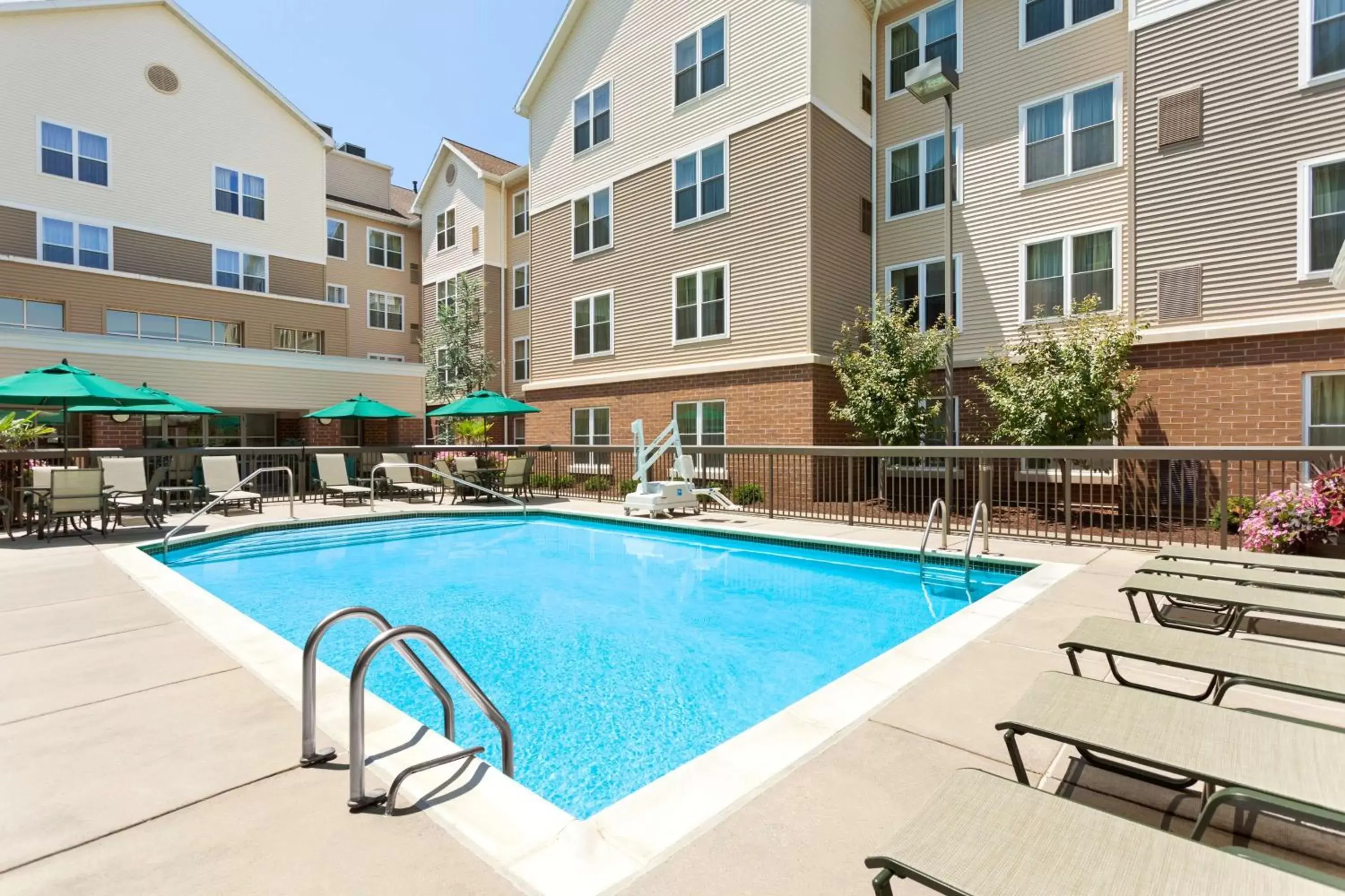 Pool view, Swimming Pool in Homewood Suites by Hilton Reading-Wyomissing