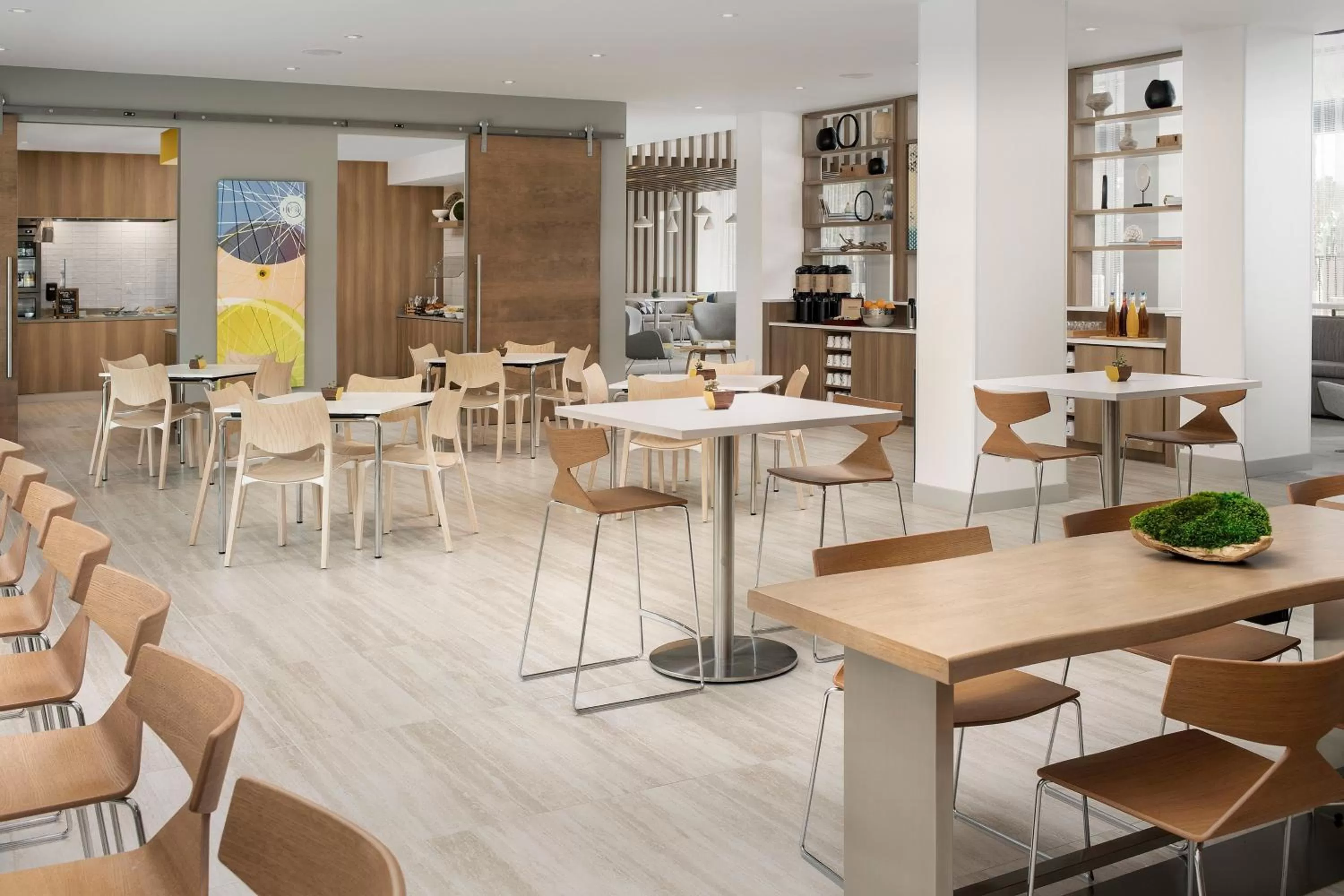 Breakfast in Element Orlando Universal Blvd.