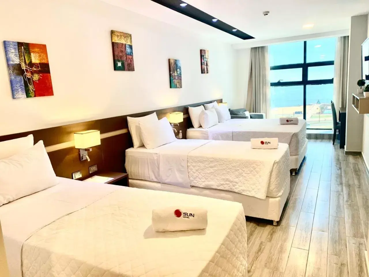 Quadruple Room with Lake View in Hotel Sun Quadruple Room with Lake View in Hotel Sun